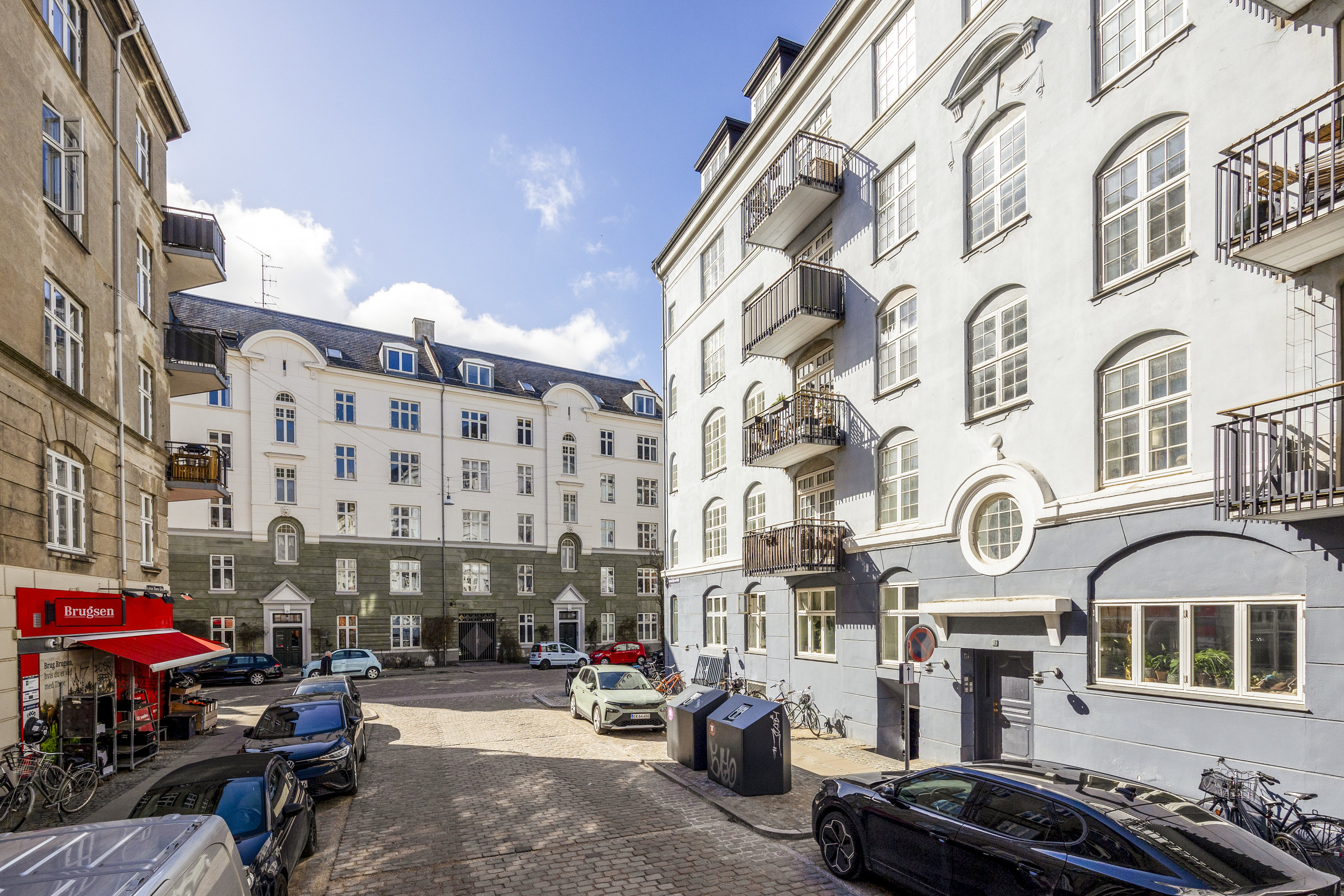 Fremhævet  billede i fuldskærmstilstand. Billede af Andreas Bjørns Gade 1, 2. tv., 1428 København K