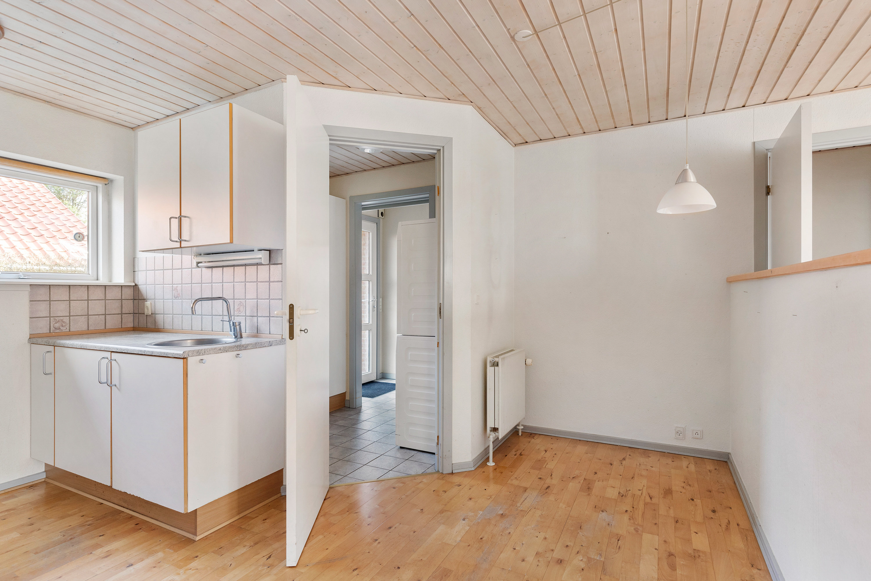 Fremhævet køk billede i fuldskærmstilstand. Billede af Åbredden 15, 9700 Brønderslev