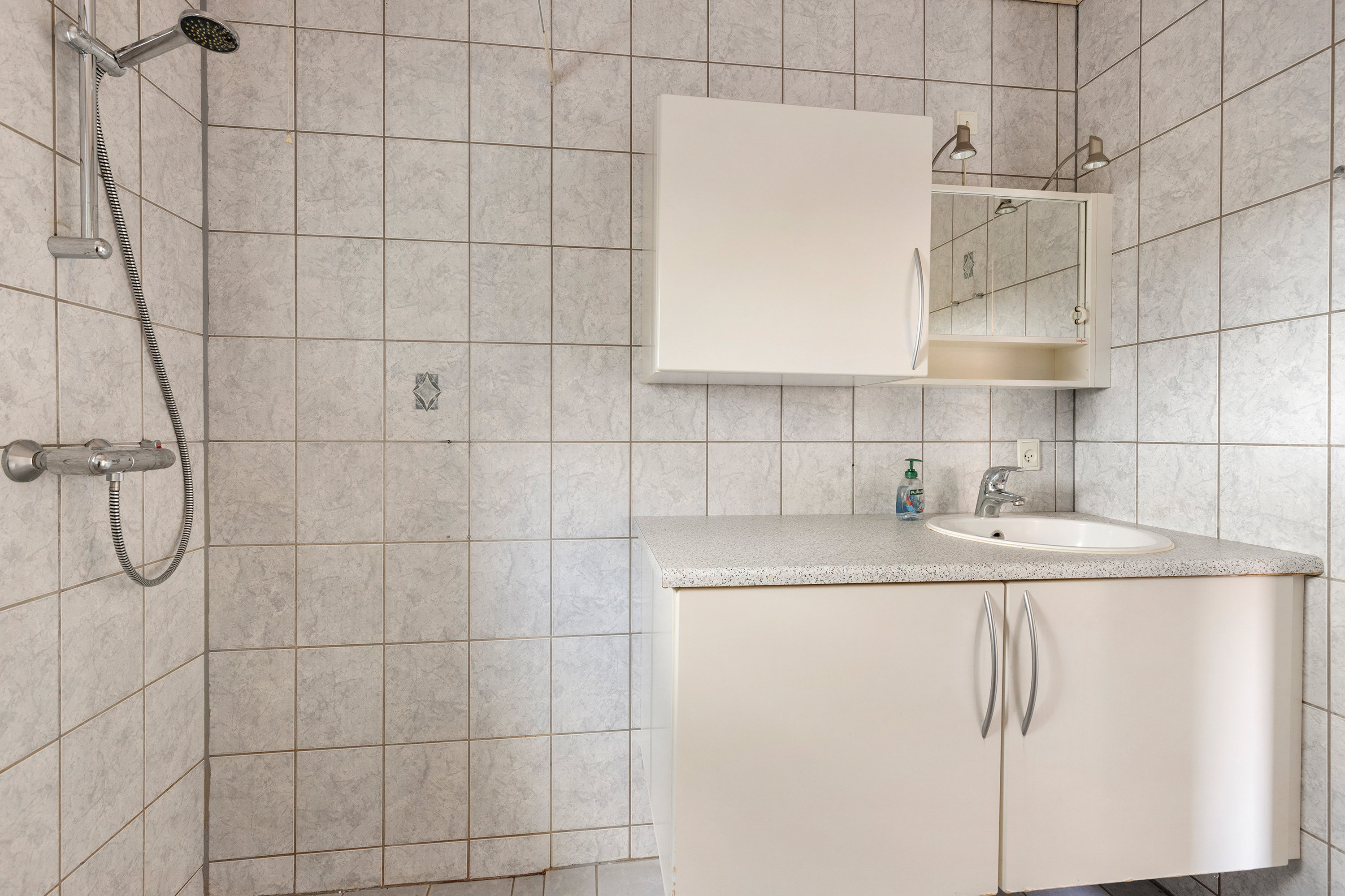 Fremhævet badeværelse billede i fuldskærmstilstand. Billede af Åbredden 15, 9700 Brønderslev