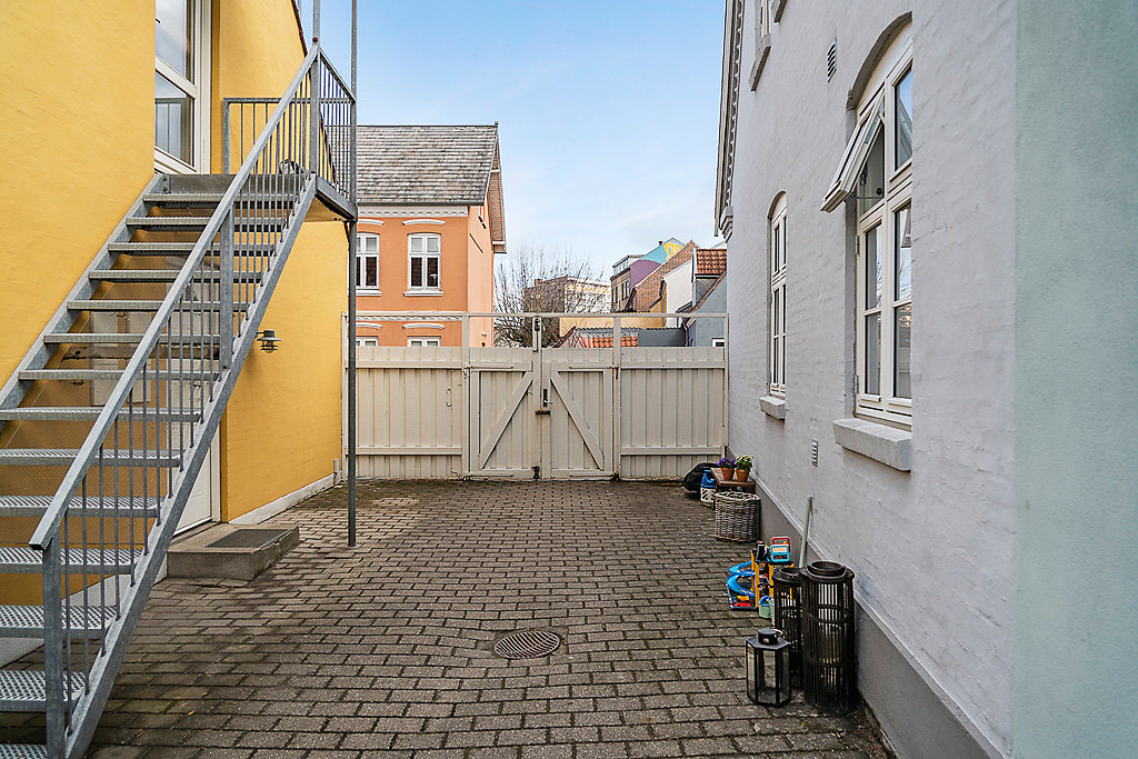 Fremhævet  billede i fuldskærmstilstand. Billede af Hjallesevej 13, 1., 5000 Odense C