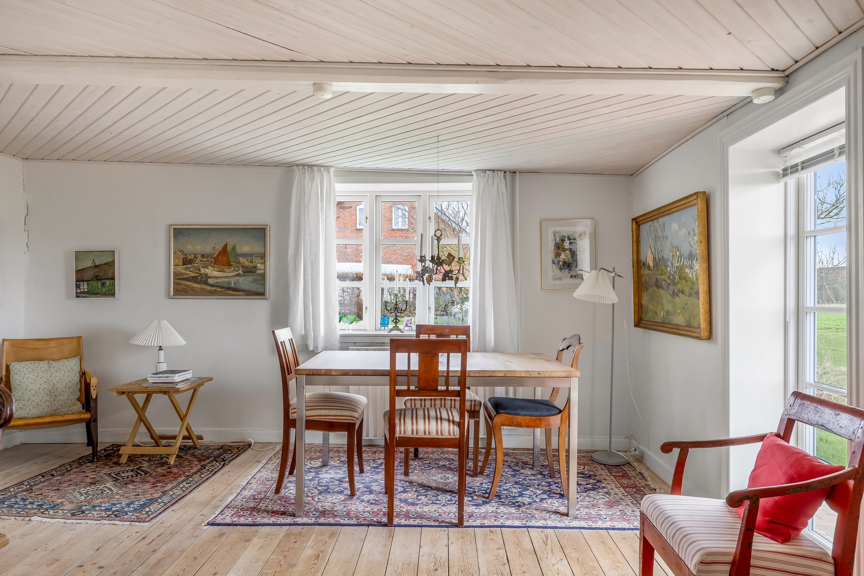 Fremhævet stue billede i fuldskærmstilstand. Billede af Rudbølvej 2, 6280 Højer