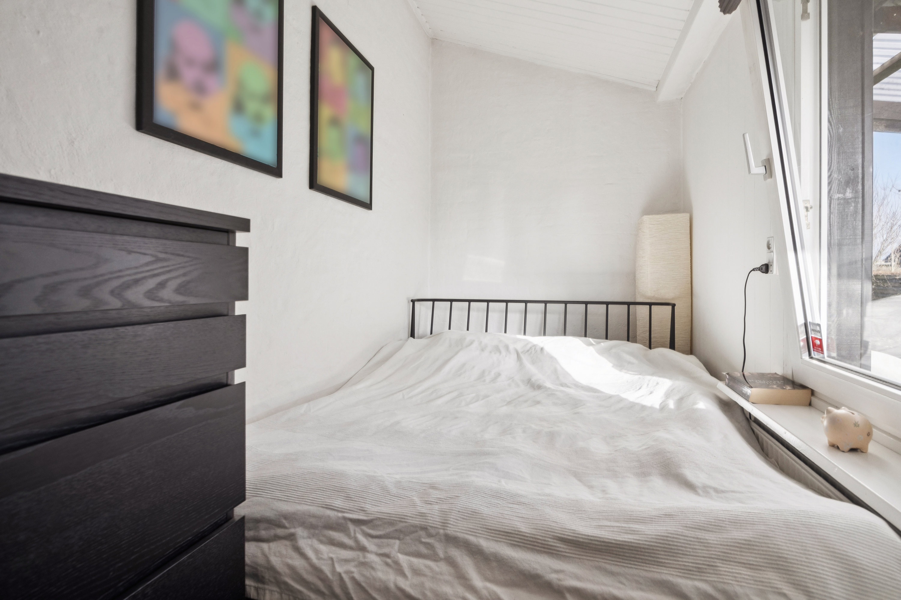 Fremhævet værelse billede i fuldskærmstilstand. Billede af Rødkløvervej 15, 9430 Vadum