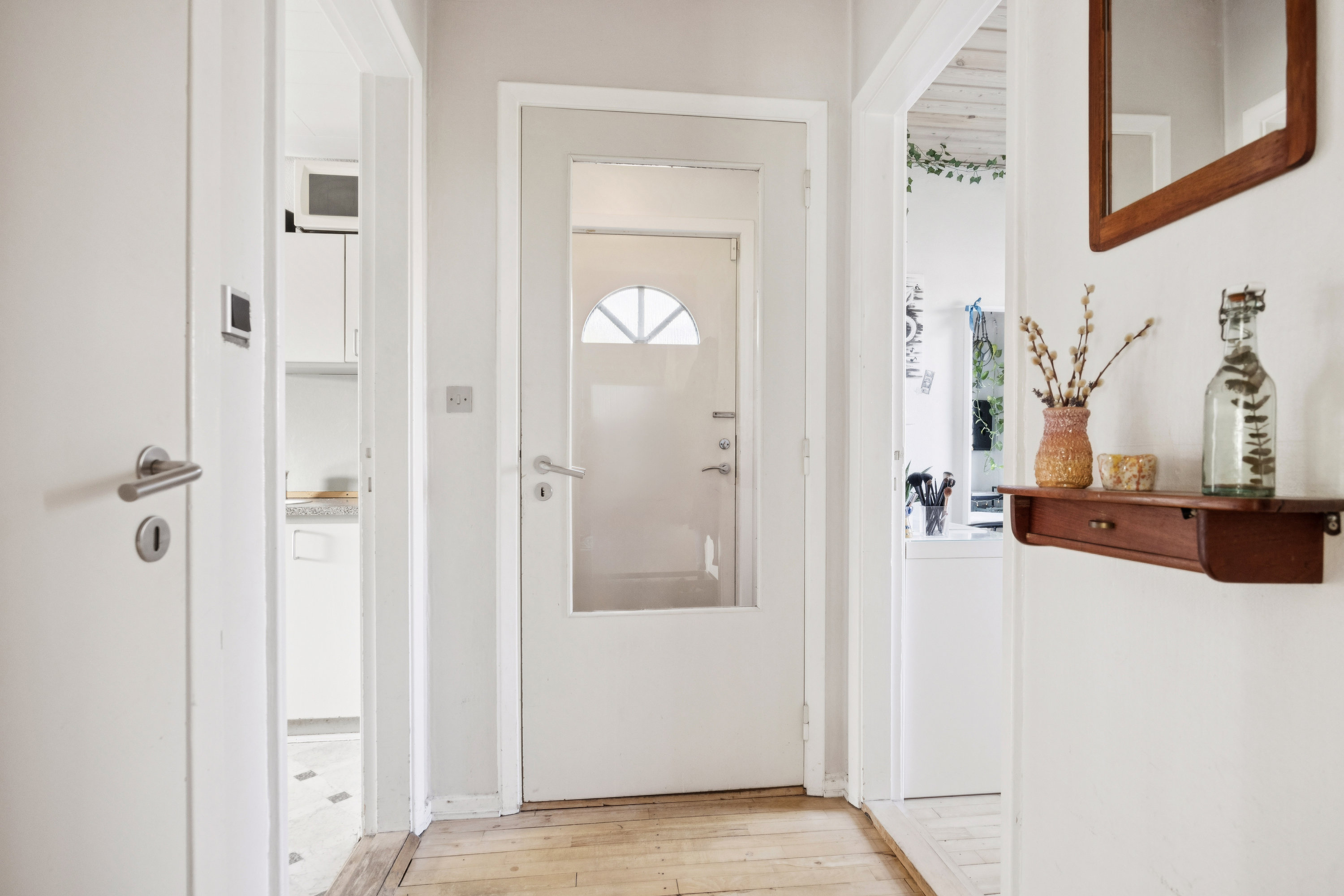 Fremhævet gang billede i fuldskærmstilstand. Billede af Rødkløvervej 15, 9430 Vadum