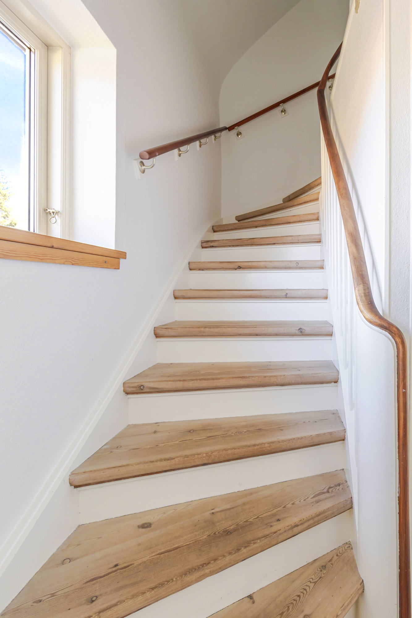 Fremhævet andet billede i fuldskærmstilstand. Billede af Emdrup Kærvej 2, 2400 København NV