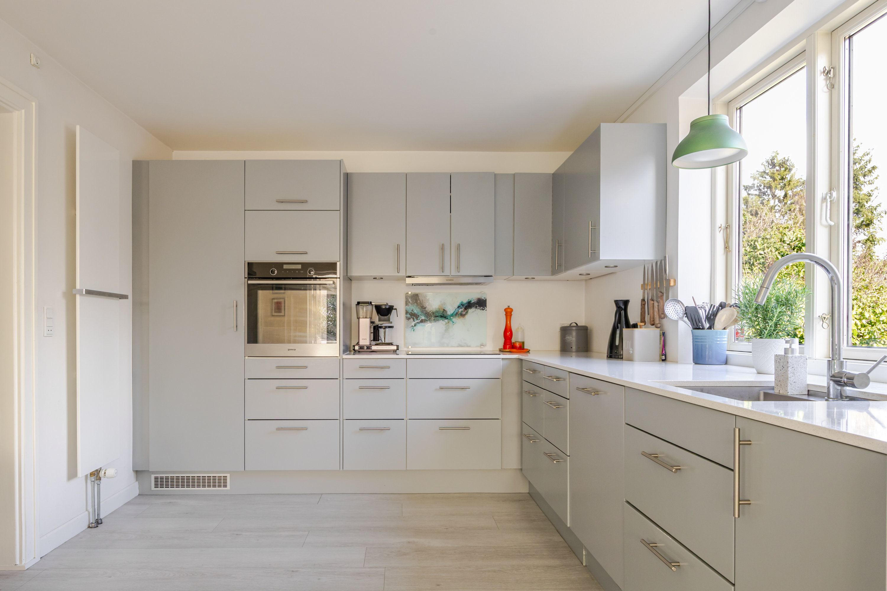 Fremhævet andet billede i fuldskærmstilstand. Billede af Emdrup Kærvej 2, 2400 København NV