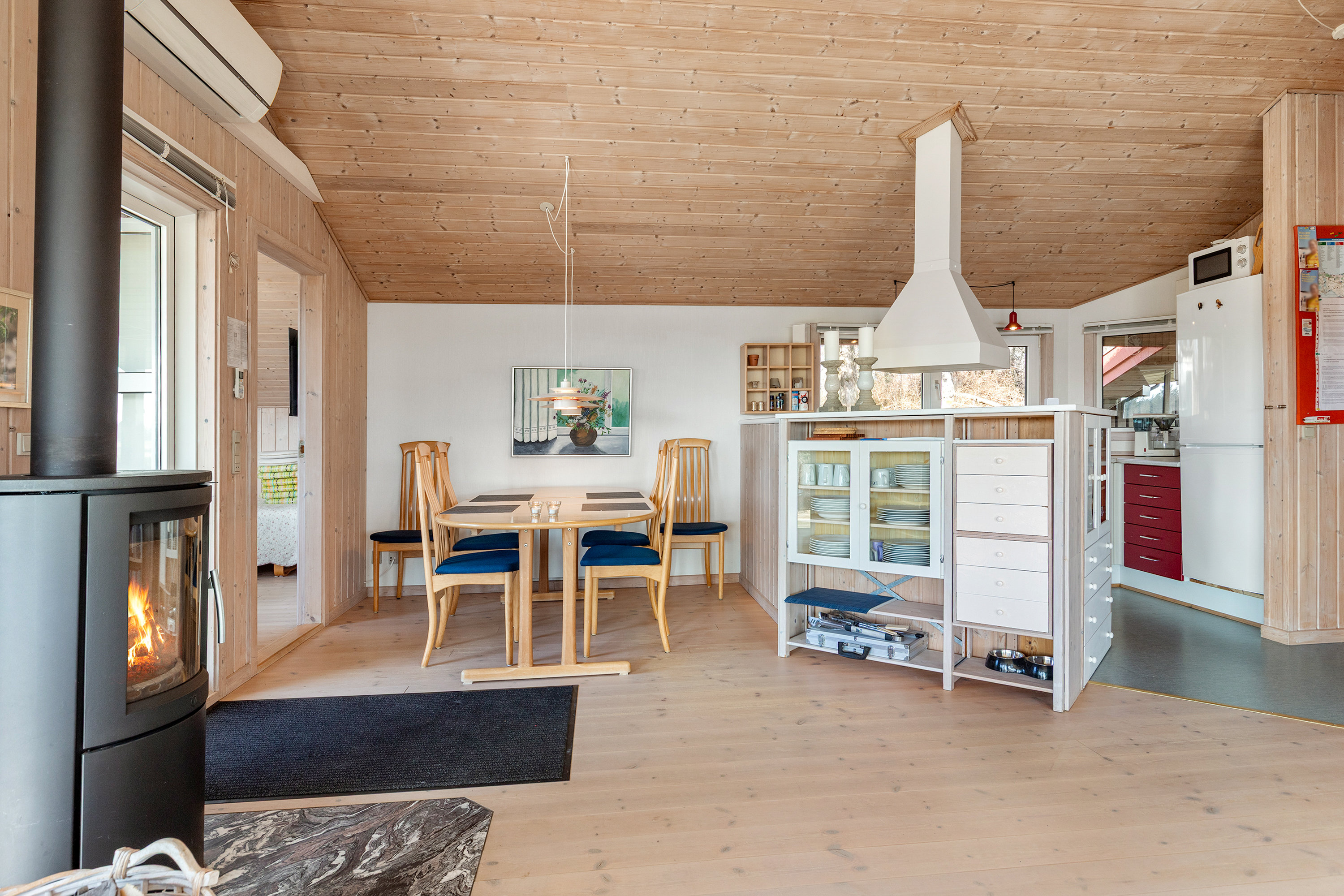 Fremhævet stue billede i fuldskærmstilstand. Billede af Perikumvej 54, Slettestrand, 9690 Fjerritslev