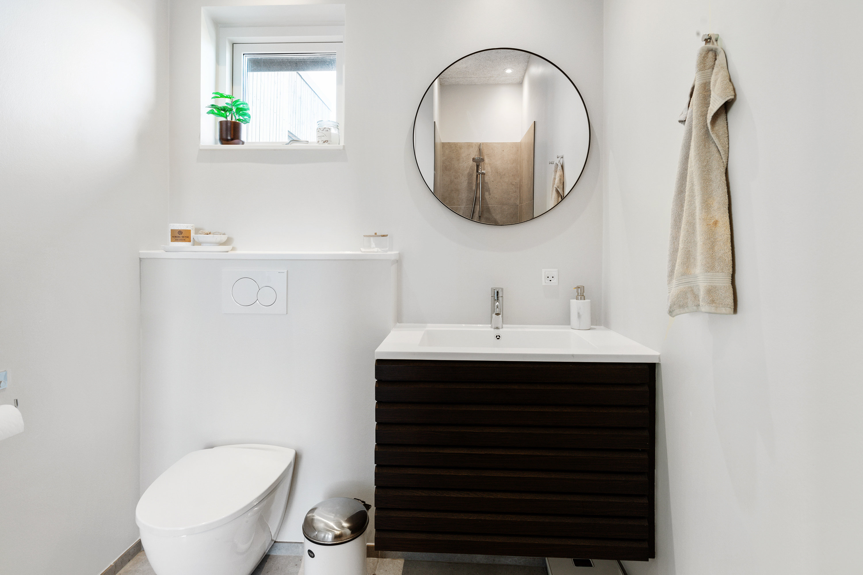 Fremhævet badeværelse billede i fuldskærmstilstand. Billede af Skipper Clements Vej 24, 9440 Aabybro