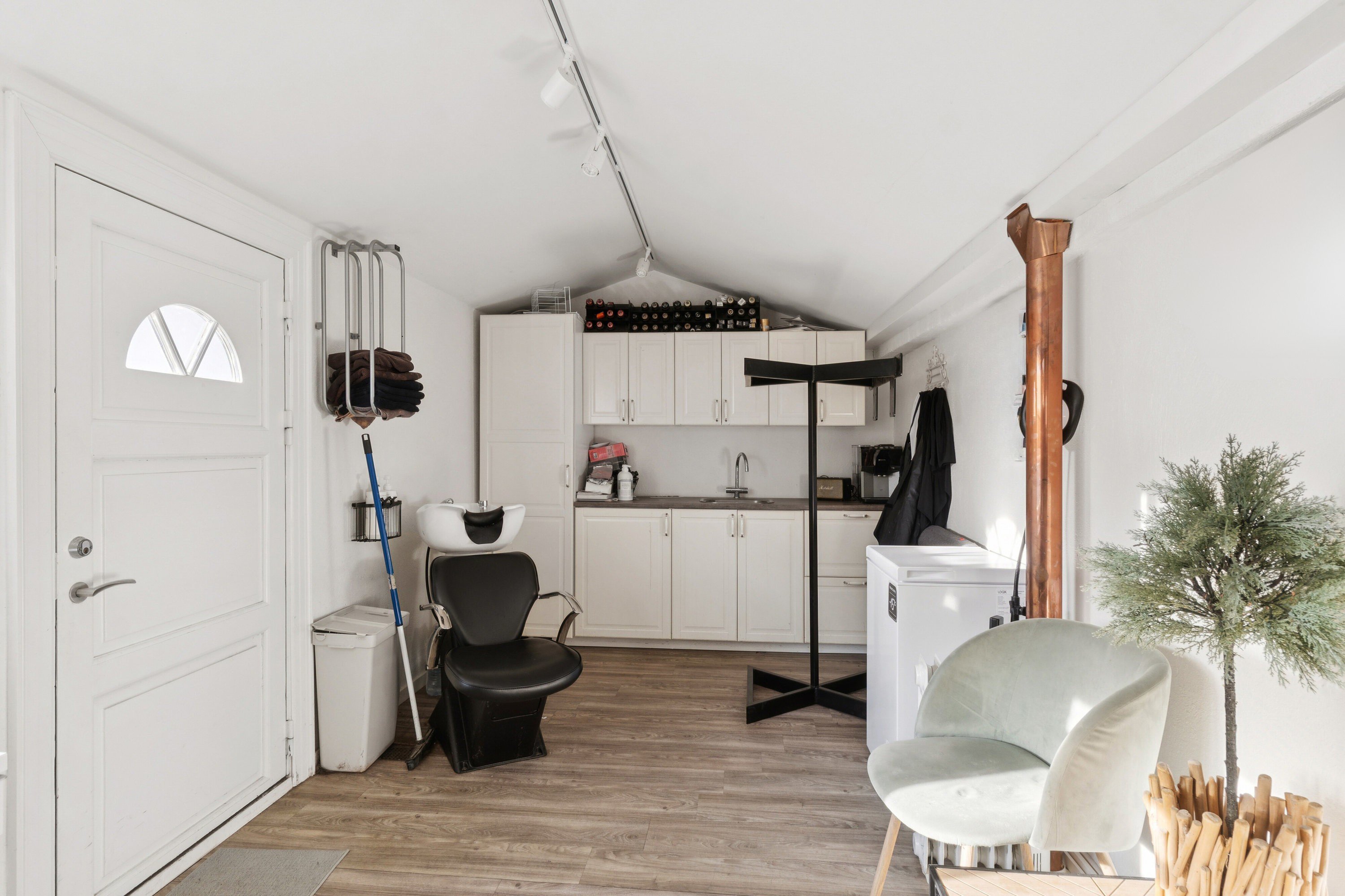 Fremhævet disp. rum billede i fuldskærmstilstand. Billede af Bårsevej 10, 2650 Hvidovre