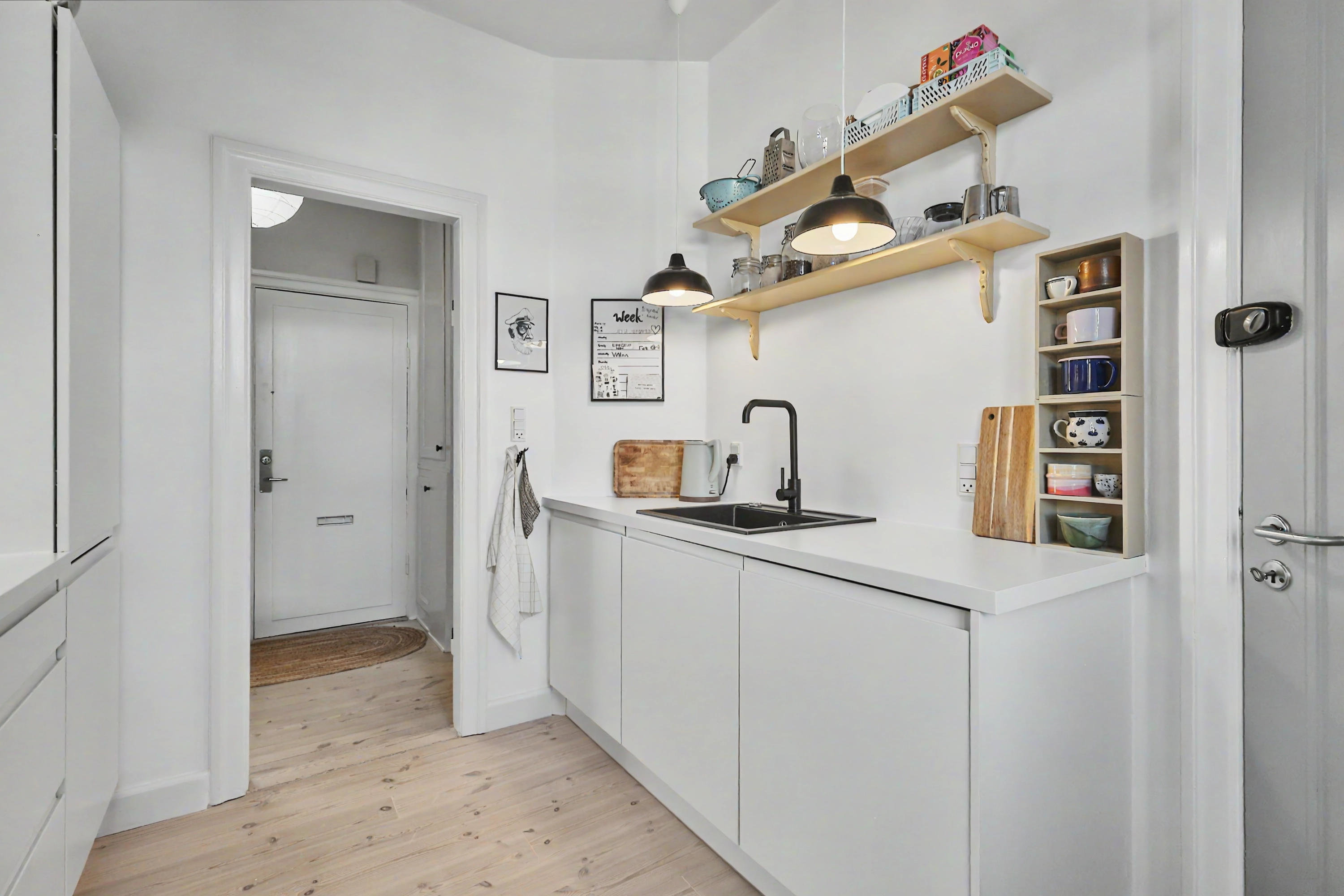 Fremhævet køkken billede i fuldskærmstilstand. Billede af Chr. Wærums Gade 26, 4. th., 8000 Aarhus C