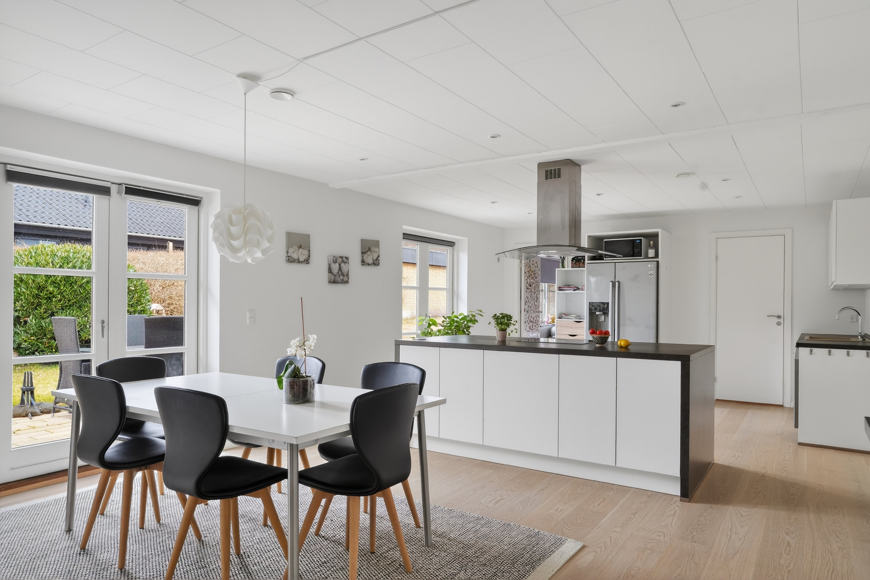 Fremhævet spisestue billede i fuldskærmstilstand. Billede af Elmevej 13, 4390 Vipperød