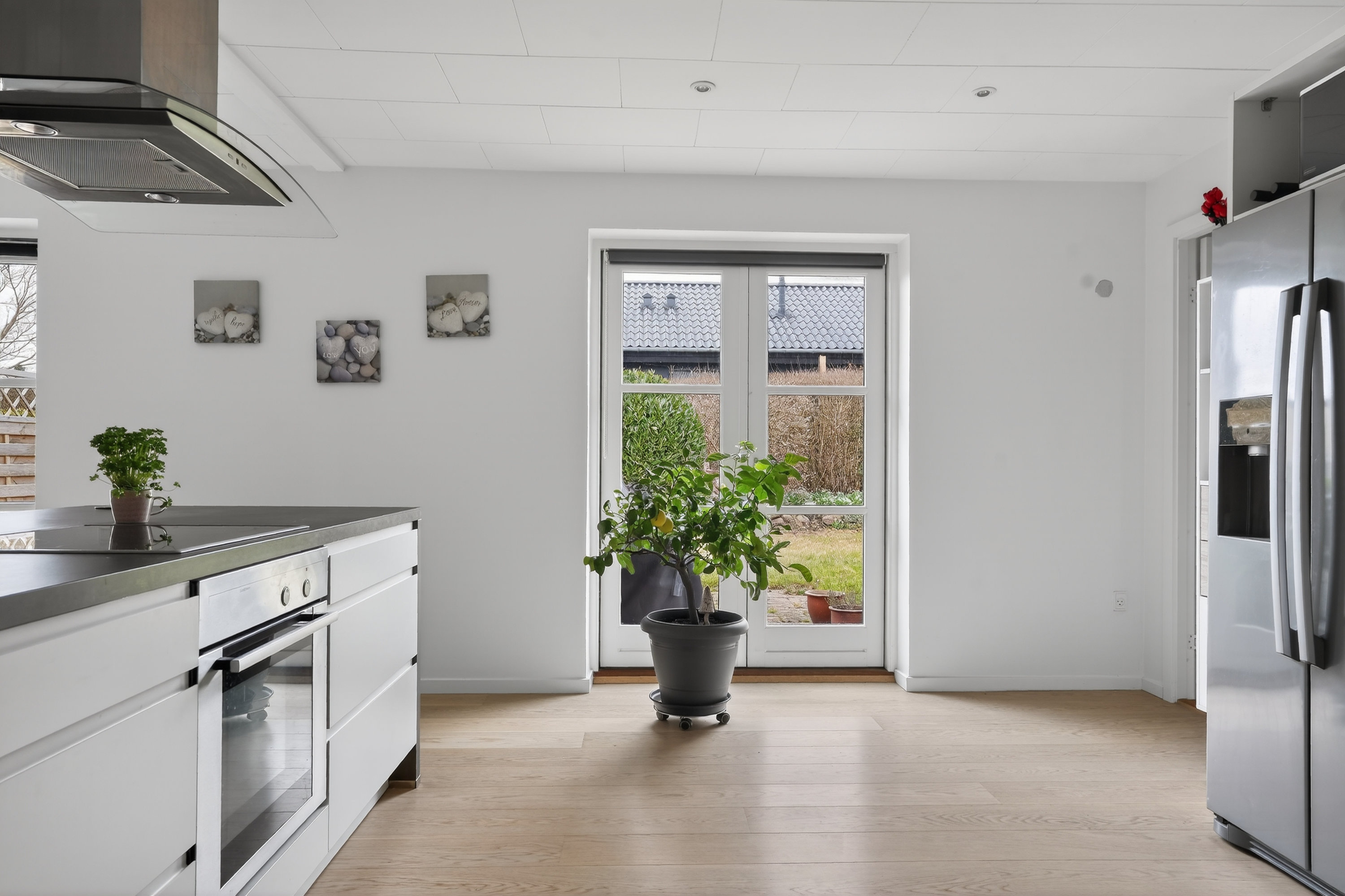 Fremhævet køkken billede i fuldskærmstilstand. Billede af Elmevej 13, 4390 Vipperød