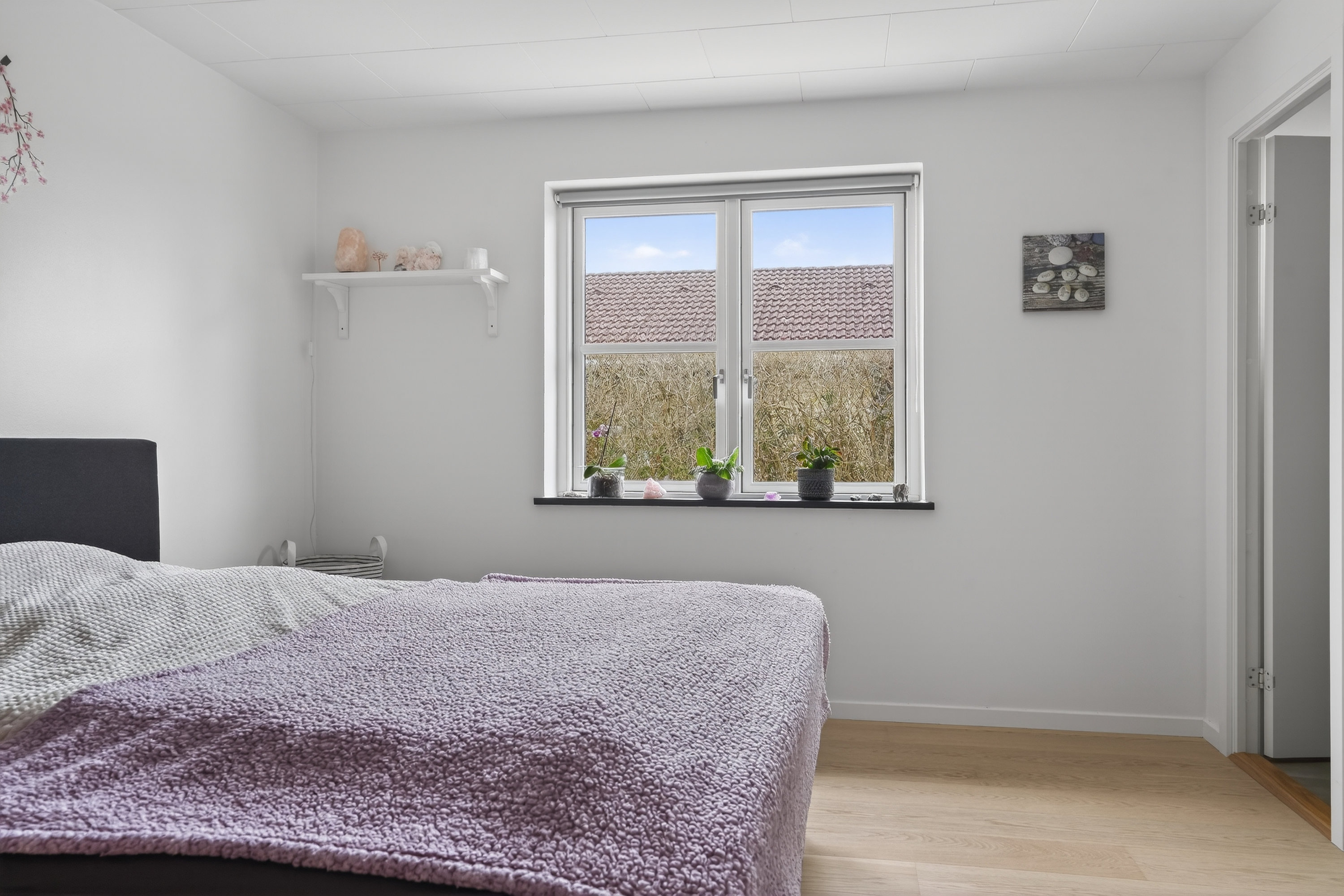 Fremhævet værelse billede i fuldskærmstilstand. Billede af Elmevej 13, 4390 Vipperød