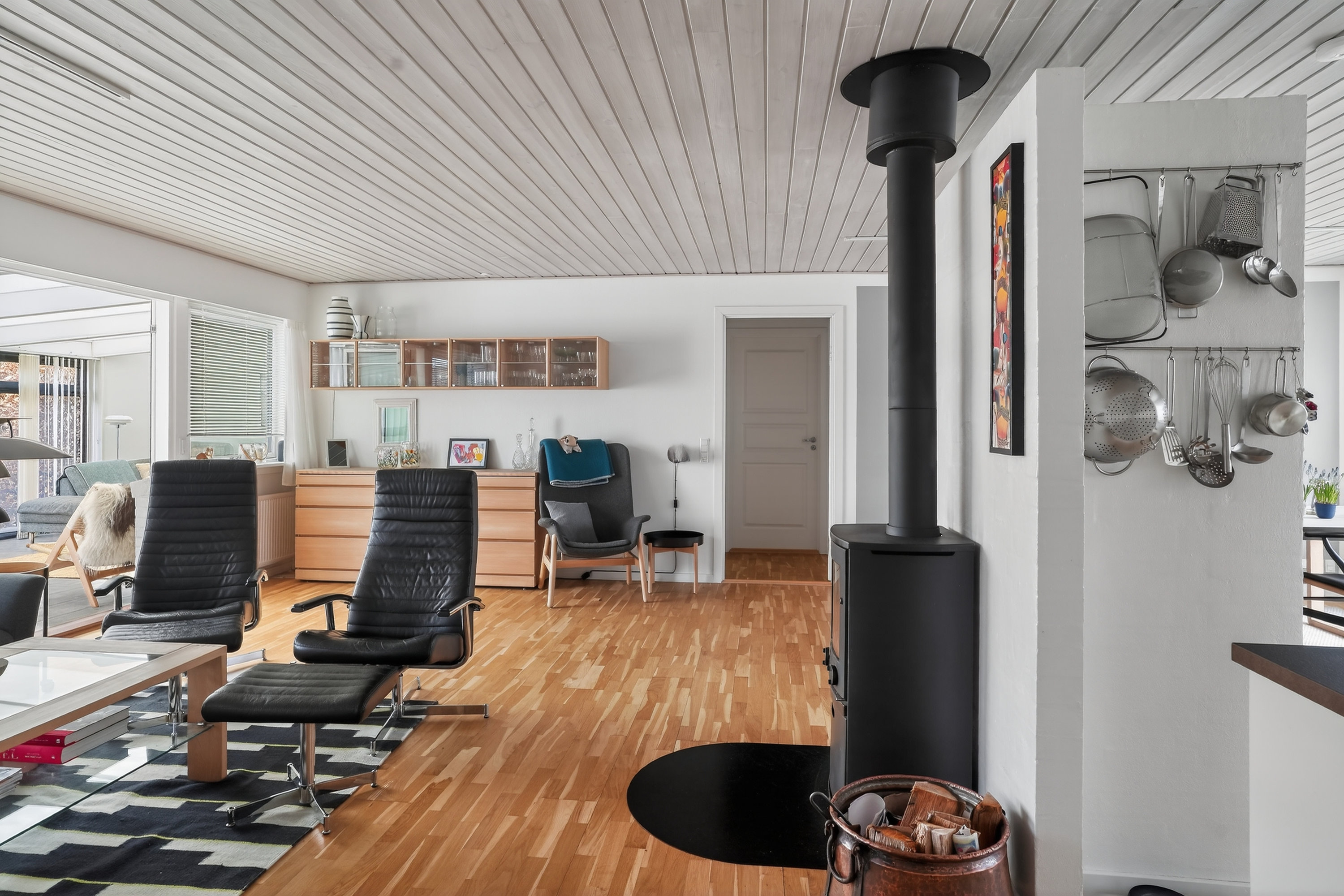 Fremhævet stue billede i fuldskærmstilstand. Billede af Maglegårdsvej 413, 3480 Fredensborg