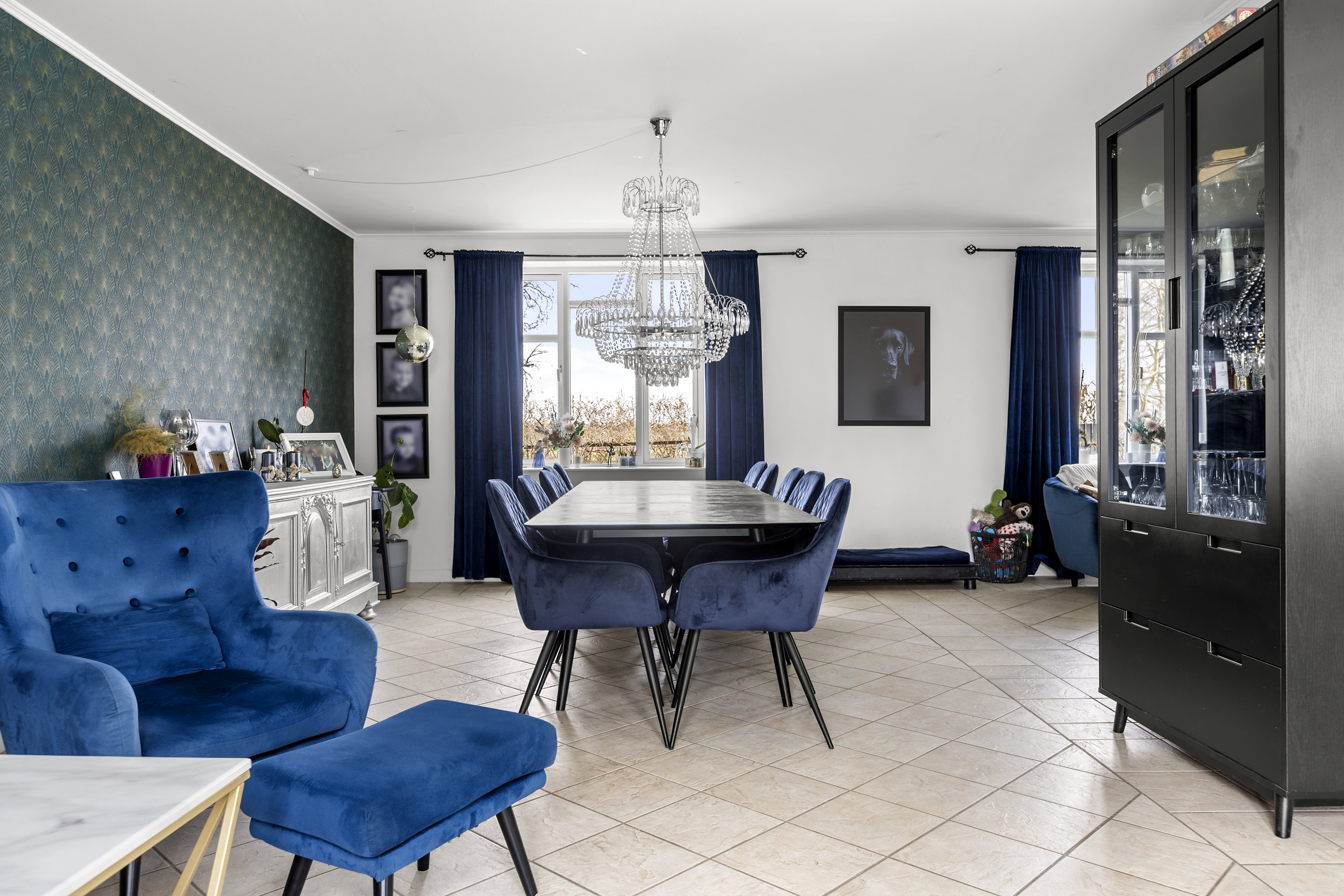 Fremhævet stue billede i fuldskærmstilstand. Billede af Dianalundvej 29, 4293 Dianalund