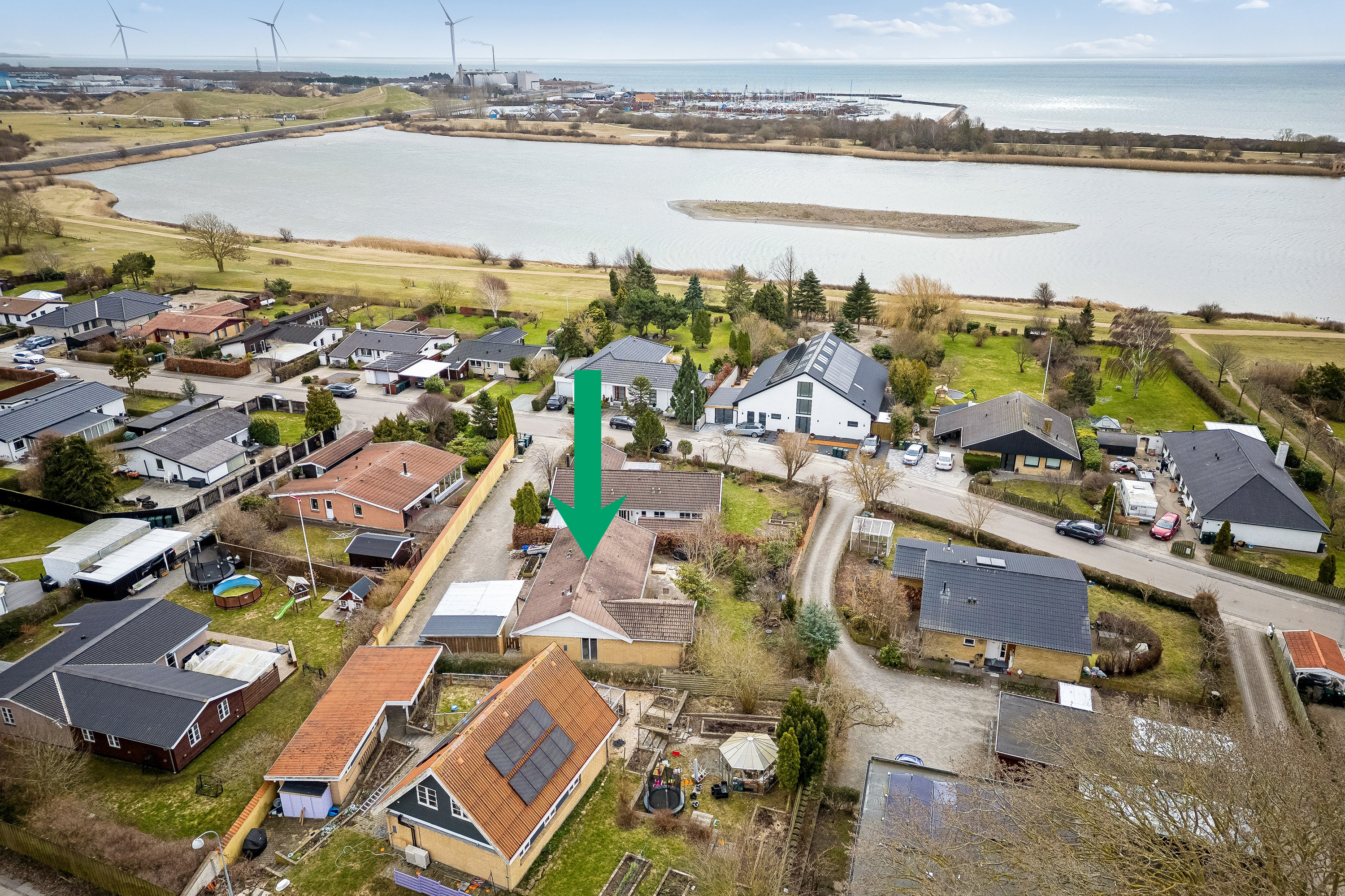 Fremhævet luftfoto billede i fuldskærmstilstand. Billede af Bådsmandsvej 34B, 2660 Brøndby Strand