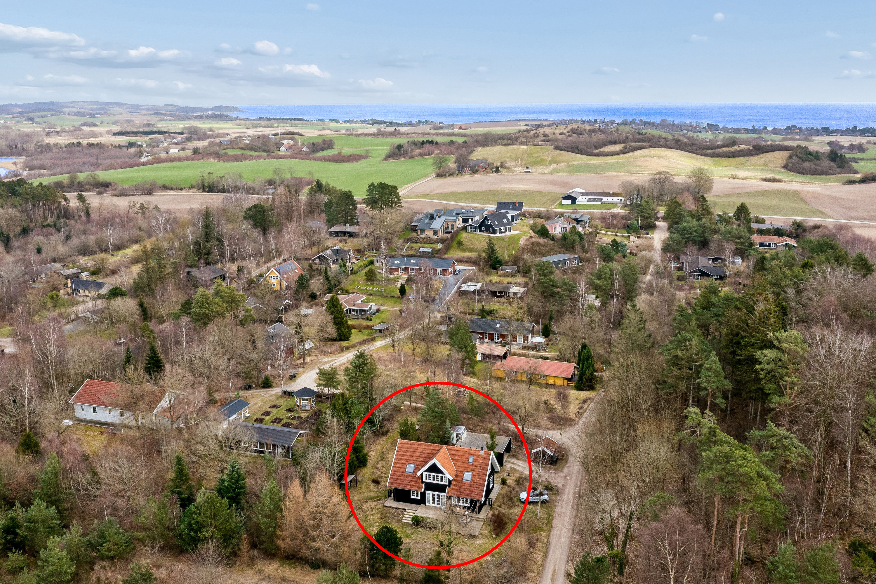 Fremhævet luftfoto billede i fuldskærmstilstand. Billede af Vegavej 22, Dråby, 8400 Ebeltoft