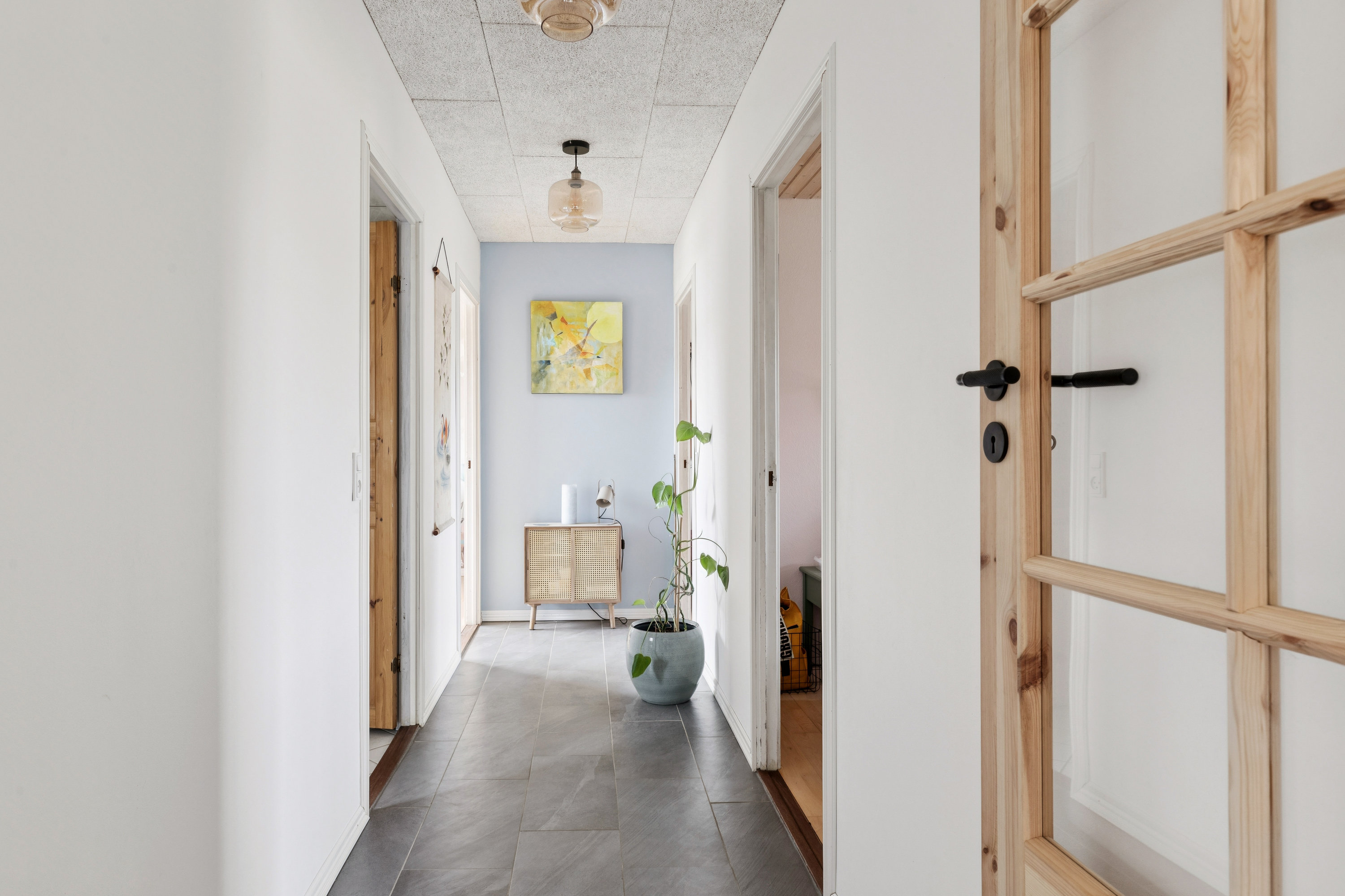 Fremhævet gang billede i fuldskærmstilstand. Billede af Bådsmandsvej 34B, 2660 Brøndby Strand