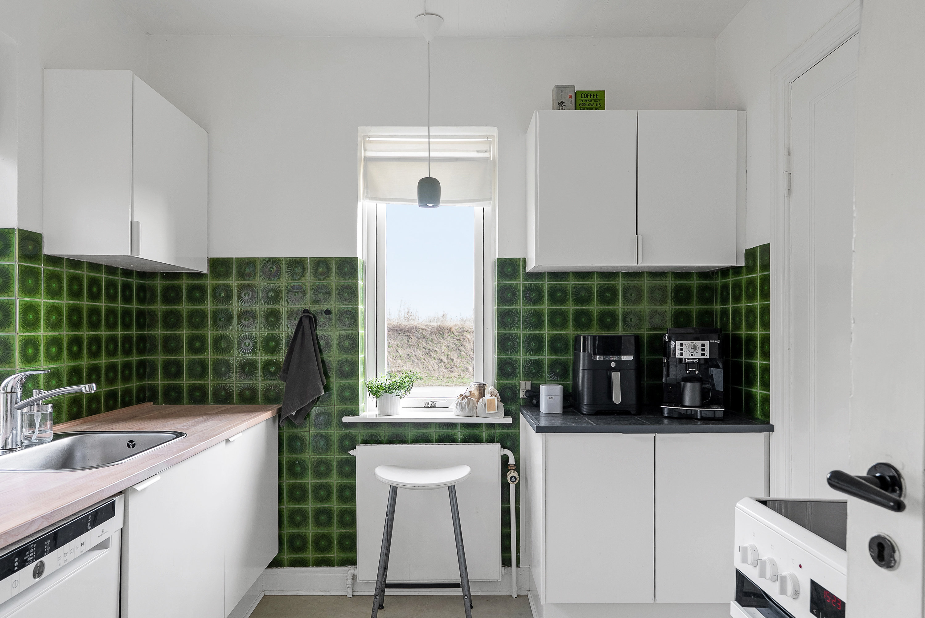 Fremhævet køkken billede i fuldskærmstilstand. Billede af Søhusvej 220, Allesø, 5270 Odense N