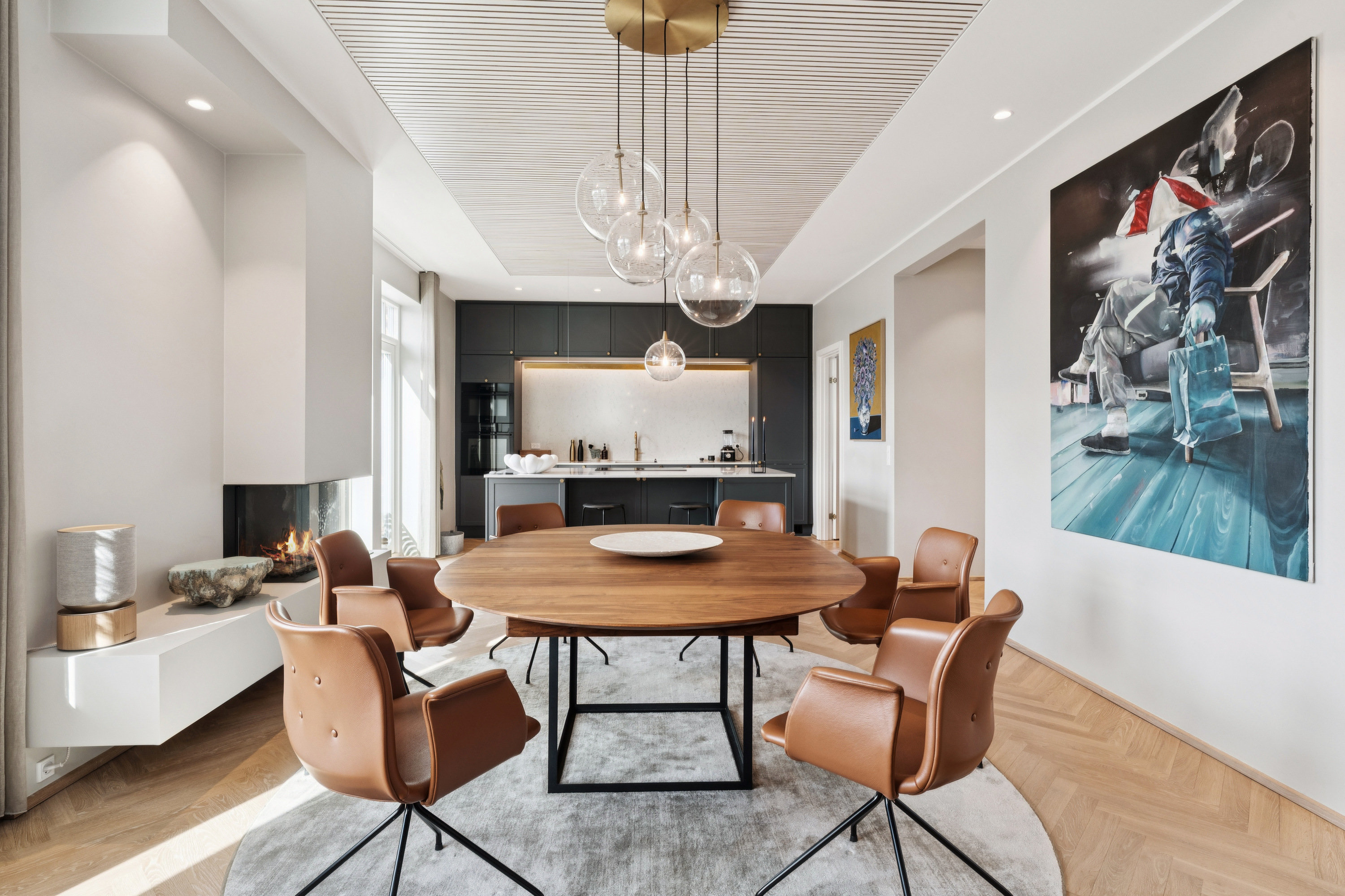 Fremhævet stue billede i fuldskærmstilstand. Billede af Anne Maries Vej 14, 1., 9000 Aalborg