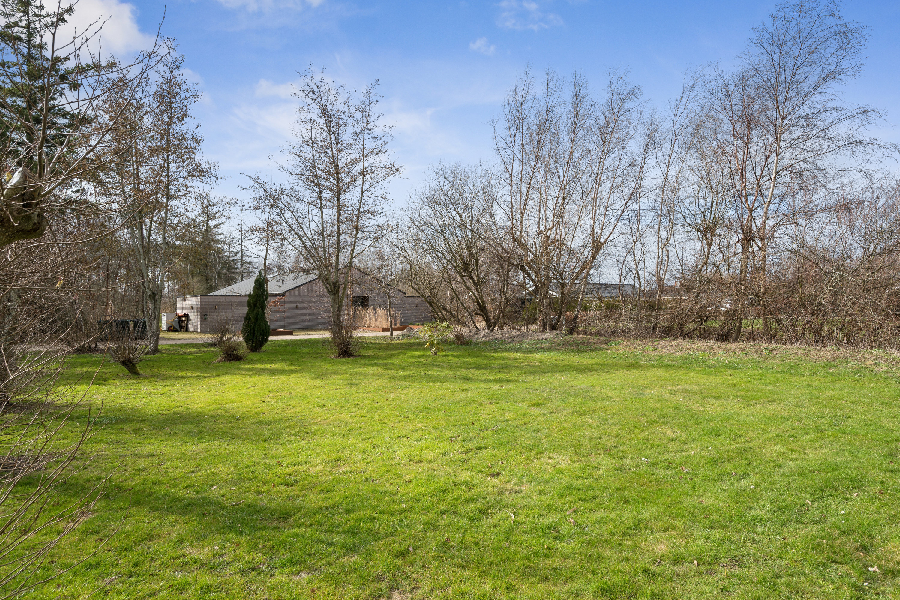 Fremhævet omgivelser billede i fuldskærmstilstand. Billede af Bjarkes Grund 3, Øer, 8400 Ebeltoft