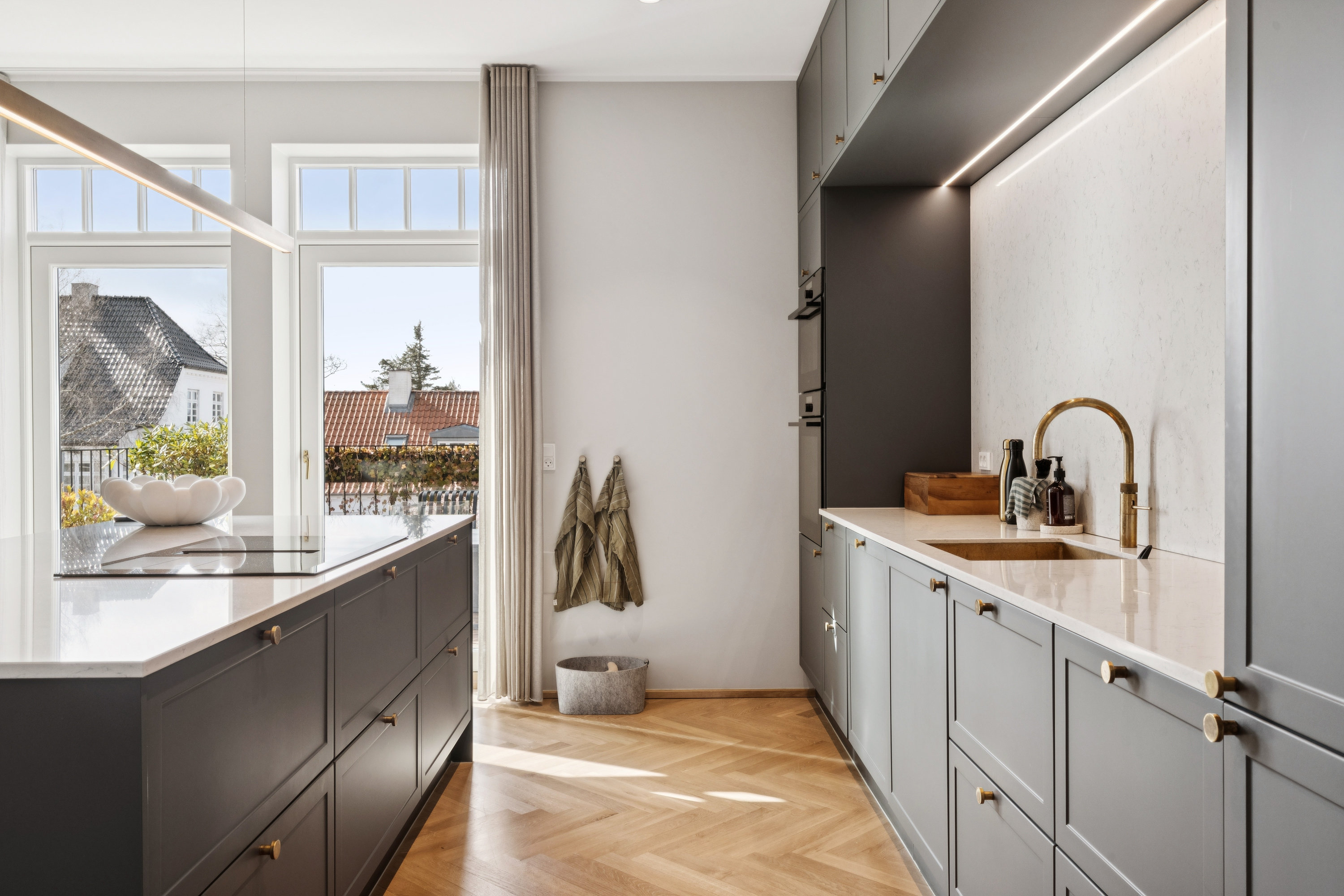 Fremhævet køkken billede i fuldskærmstilstand. Billede af Anne Maries Vej 14, 1., 9000 Aalborg