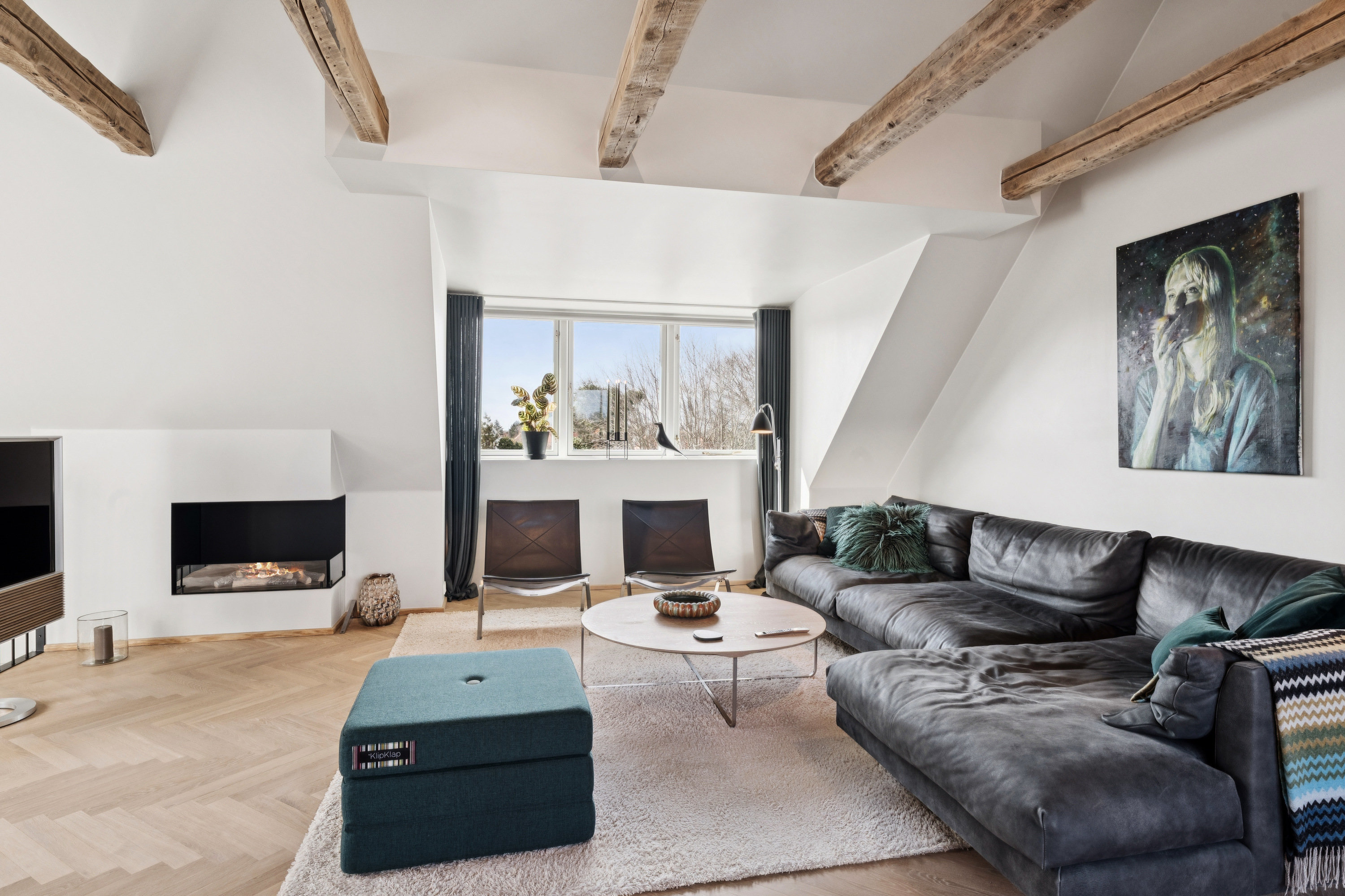 Fremhævet stue billede i fuldskærmstilstand. Billede af Anne Maries Vej 14, 1., 9000 Aalborg