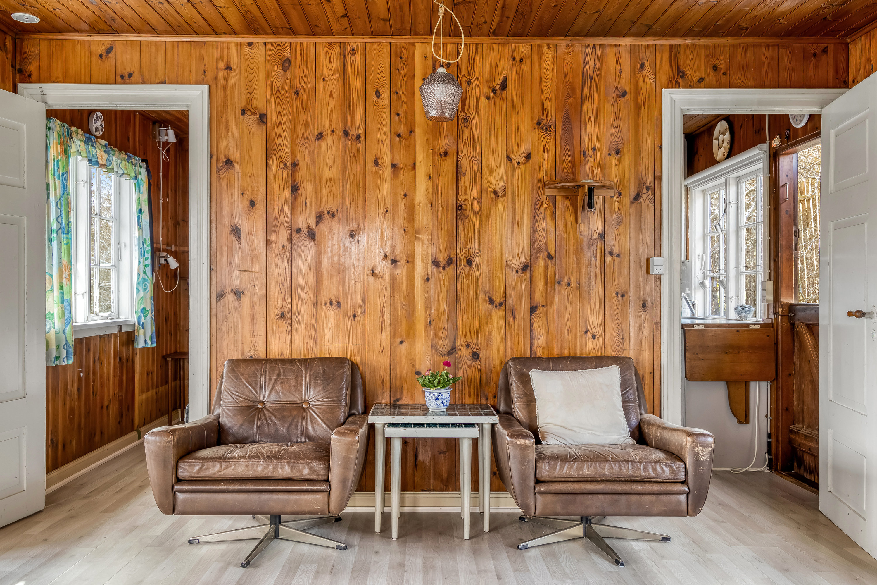 Fremhævet stue billede i fuldskærmstilstand. Billede af Parcelgårdsvej 4, 3210 Vejby