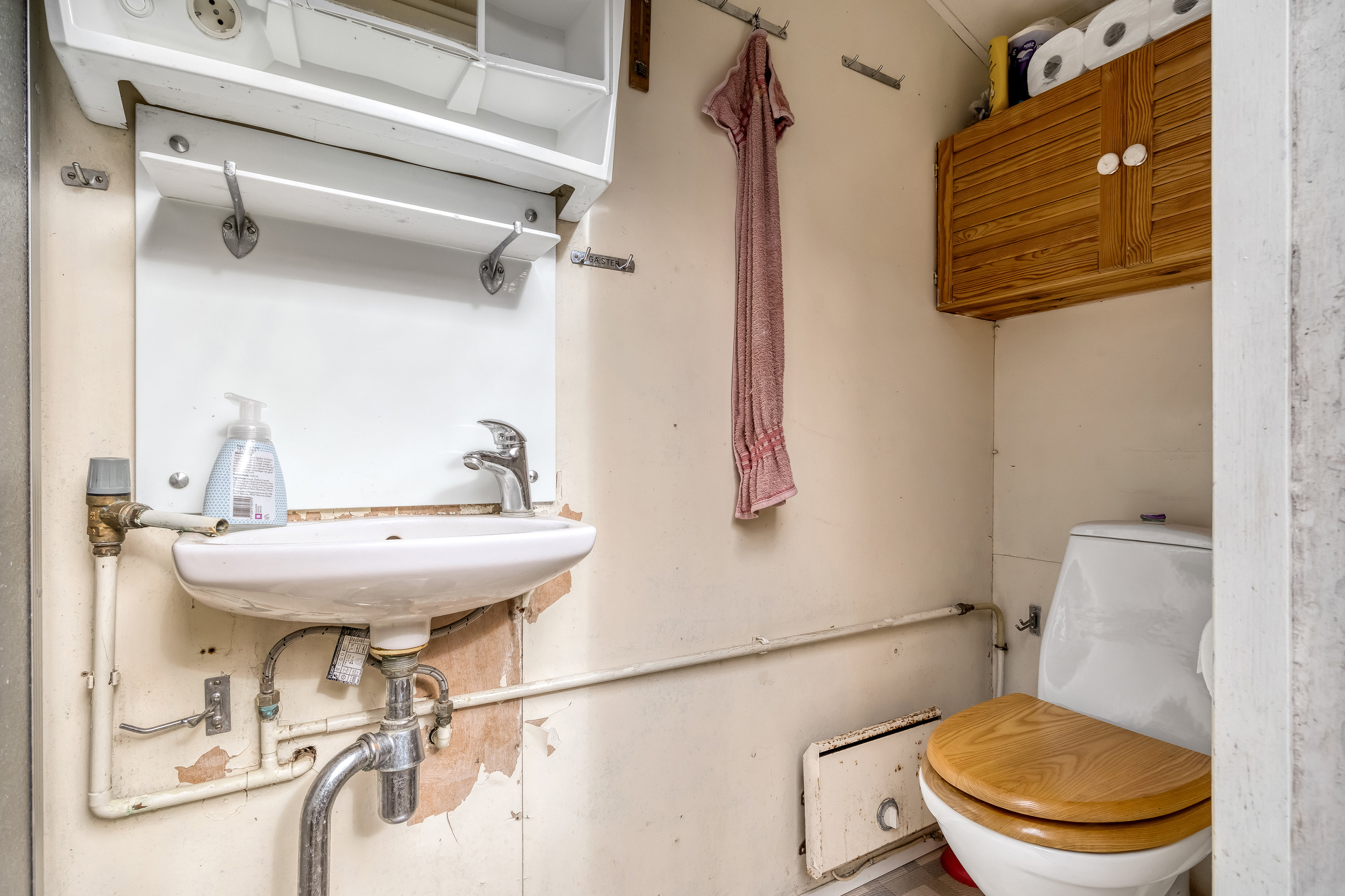 Fremhævet badeværelse billede i fuldskærmstilstand. Billede af Parcelgårdsvej 4, 3210 Vejby