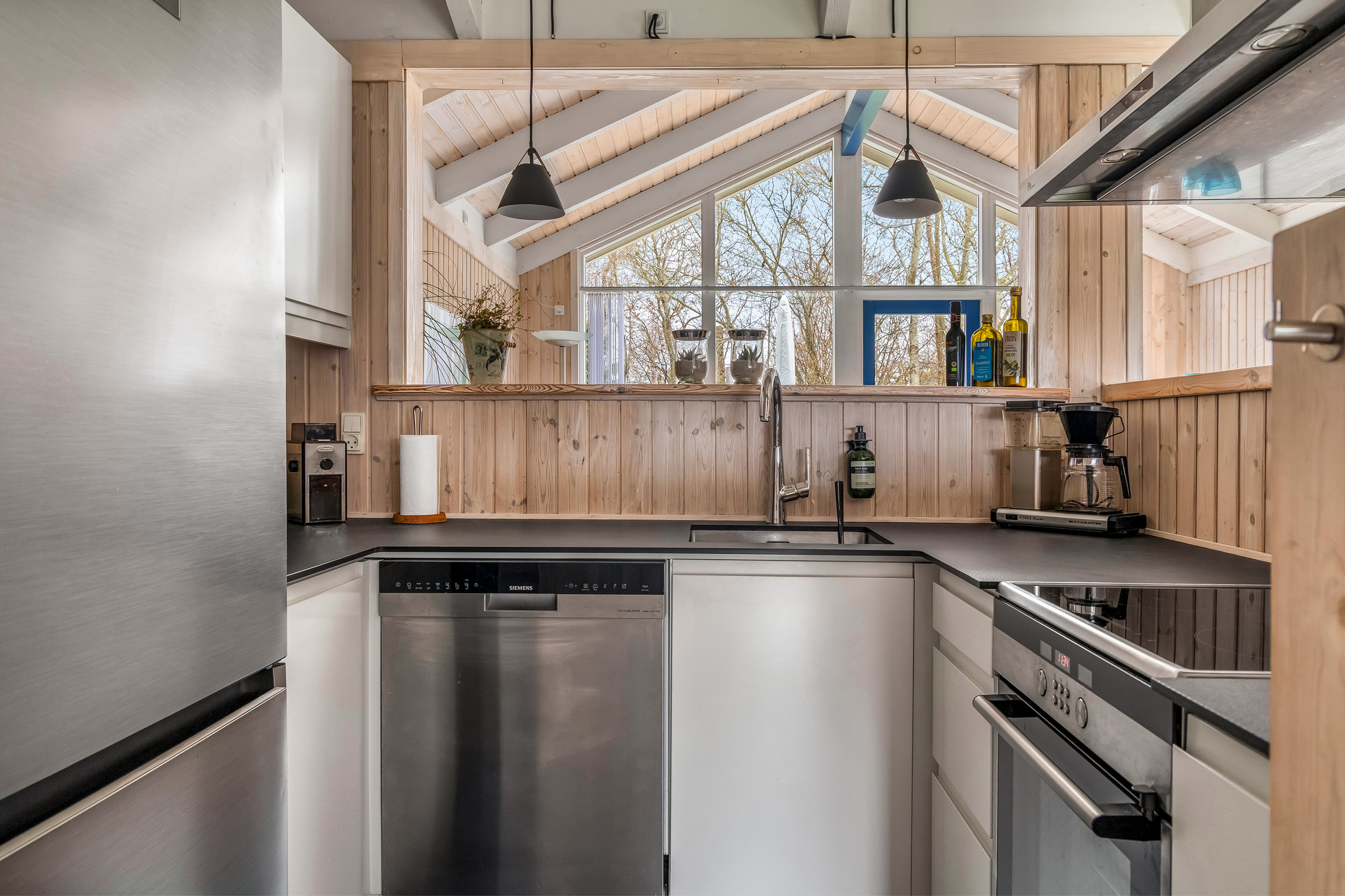 Fremhævet køkken billede i fuldskærmstilstand. Billede af Tofteager 10, Udsholt, 3230 Græsted