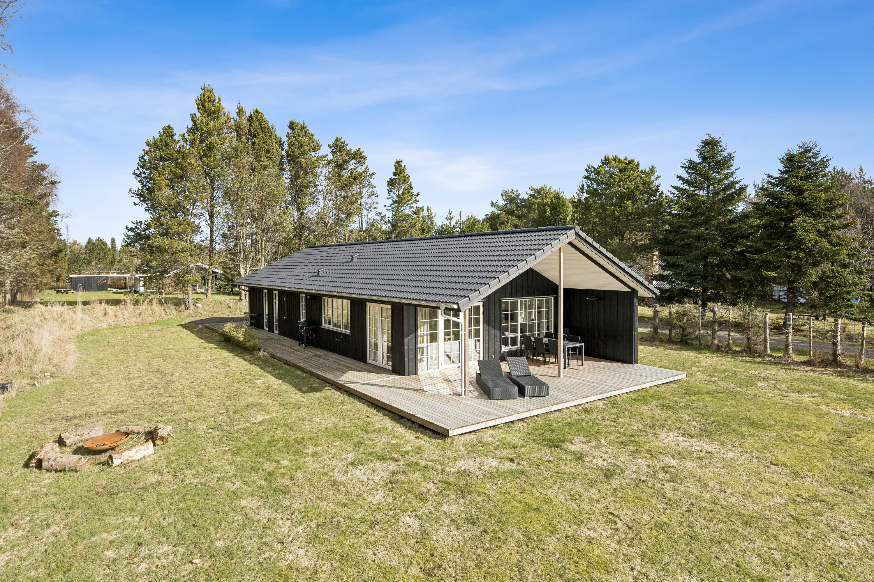 Fremhævet andet billede i fuldskærmstilstand. Billede af Orionvej 8, 9370 Hals