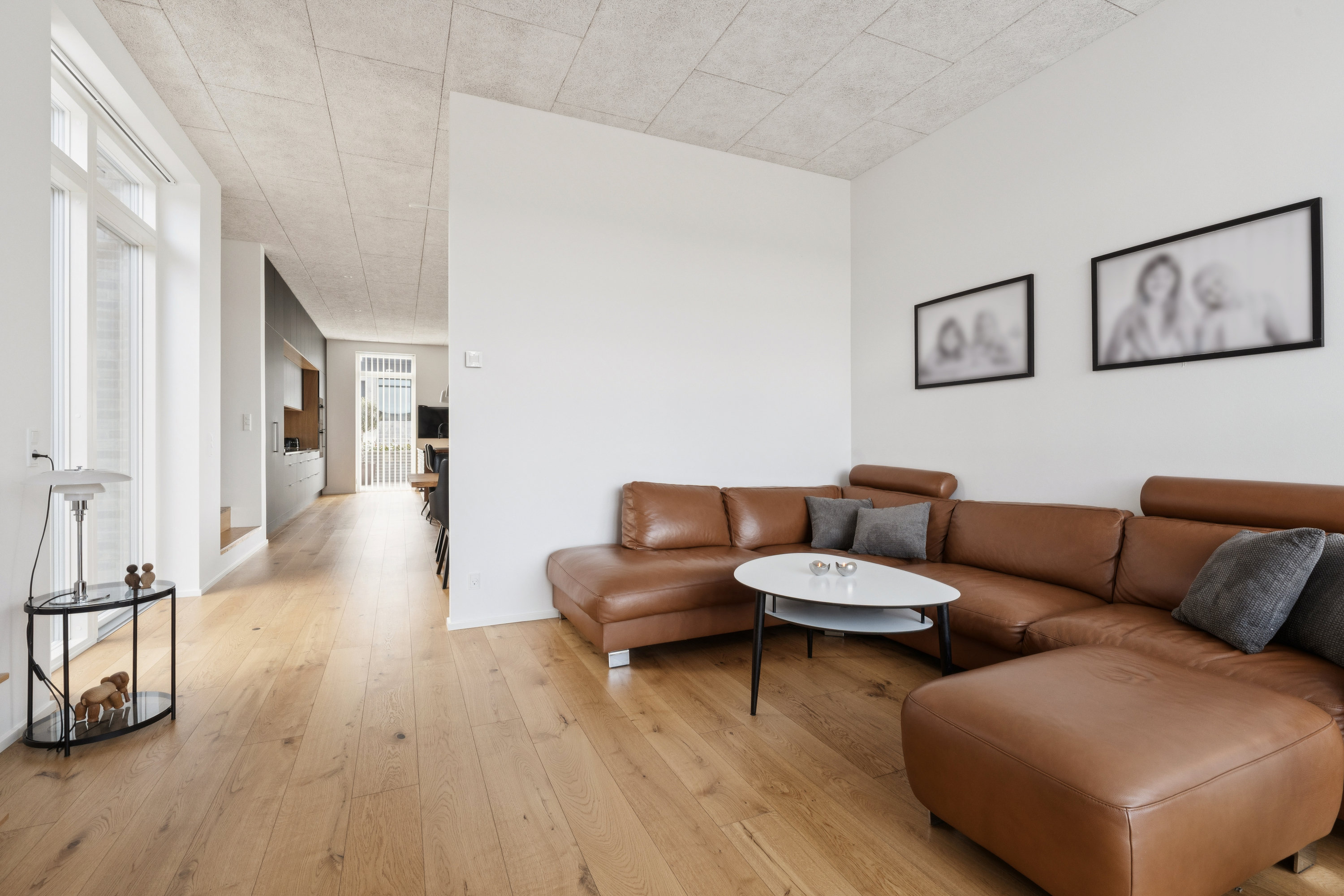 Fremhævet stue billede i fuldskærmstilstand. Billede af Høje Støvring 216, 9530 Støvring