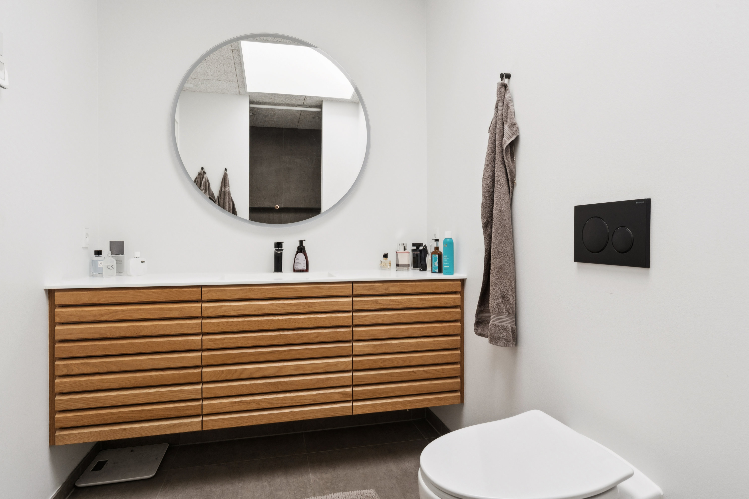 Fremhævet badeværelse billede i fuldskærmstilstand. Billede af Høje Støvring 216, 9530 Støvring