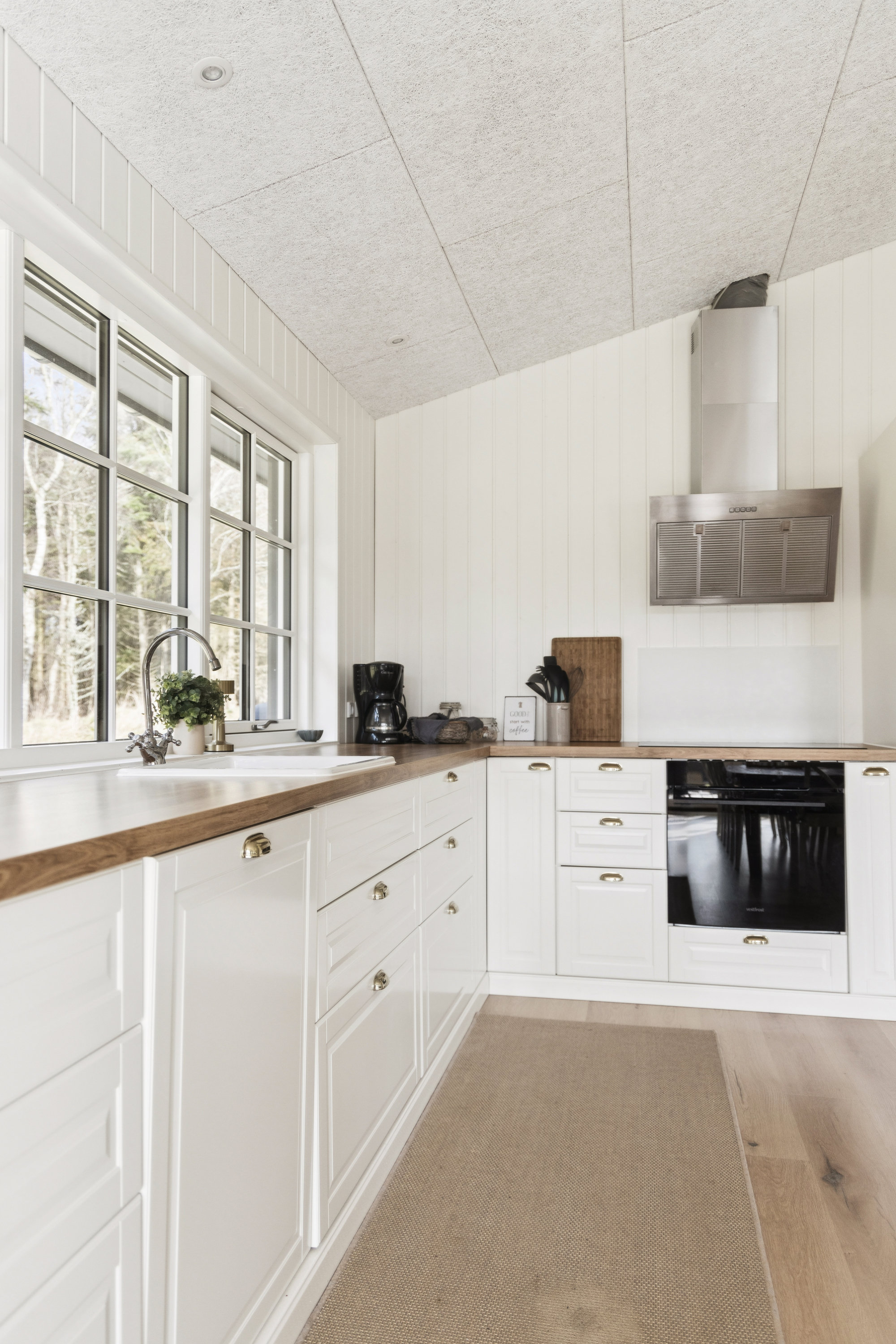 Fremhævet køkken billede i fuldskærmstilstand. Billede af Orionvej 8, 9370 Hals