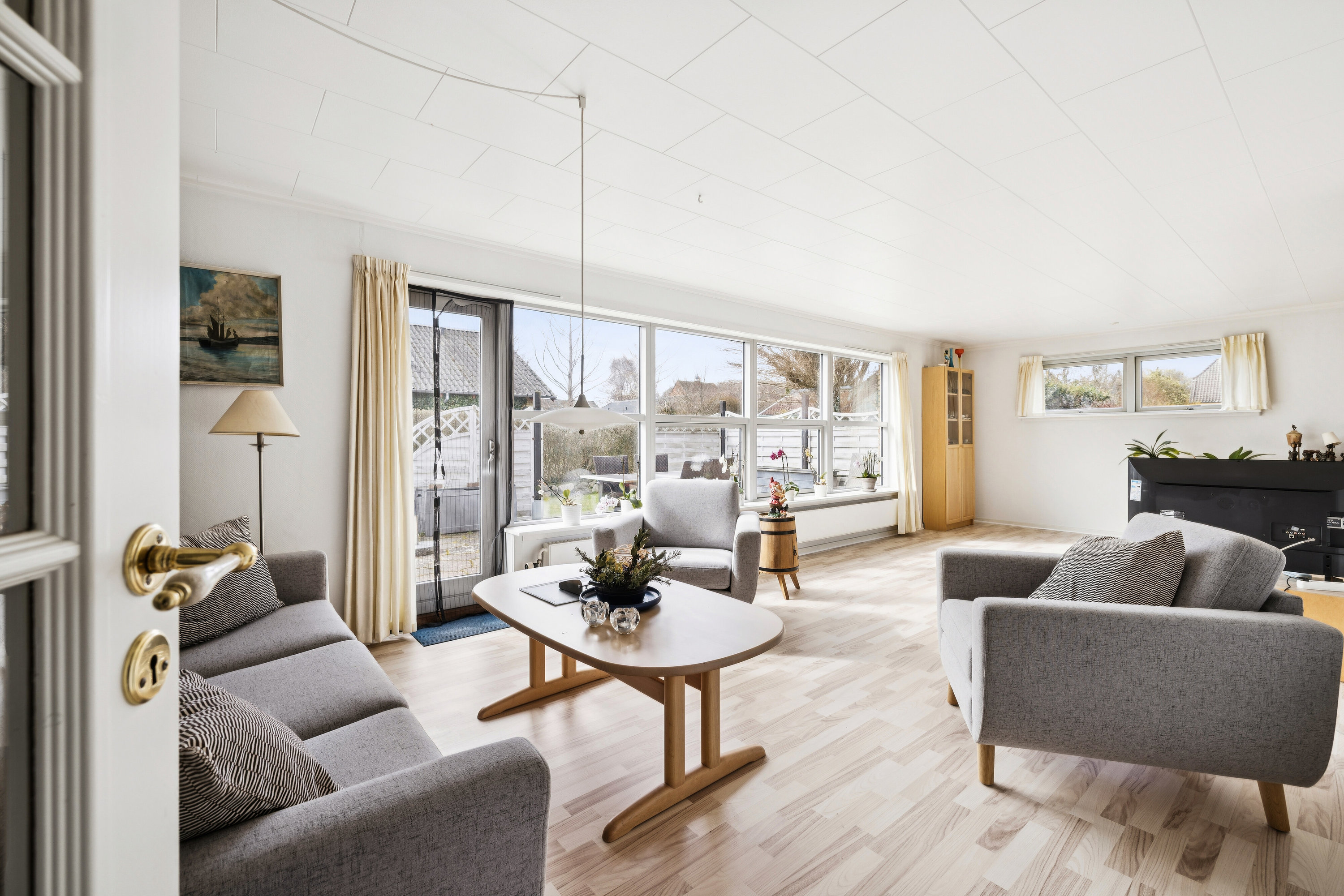 Fremhævet stue billede i fuldskærmstilstand. Billede af Lønkildevej 5, Lindelse, 5900 Rudkøbing