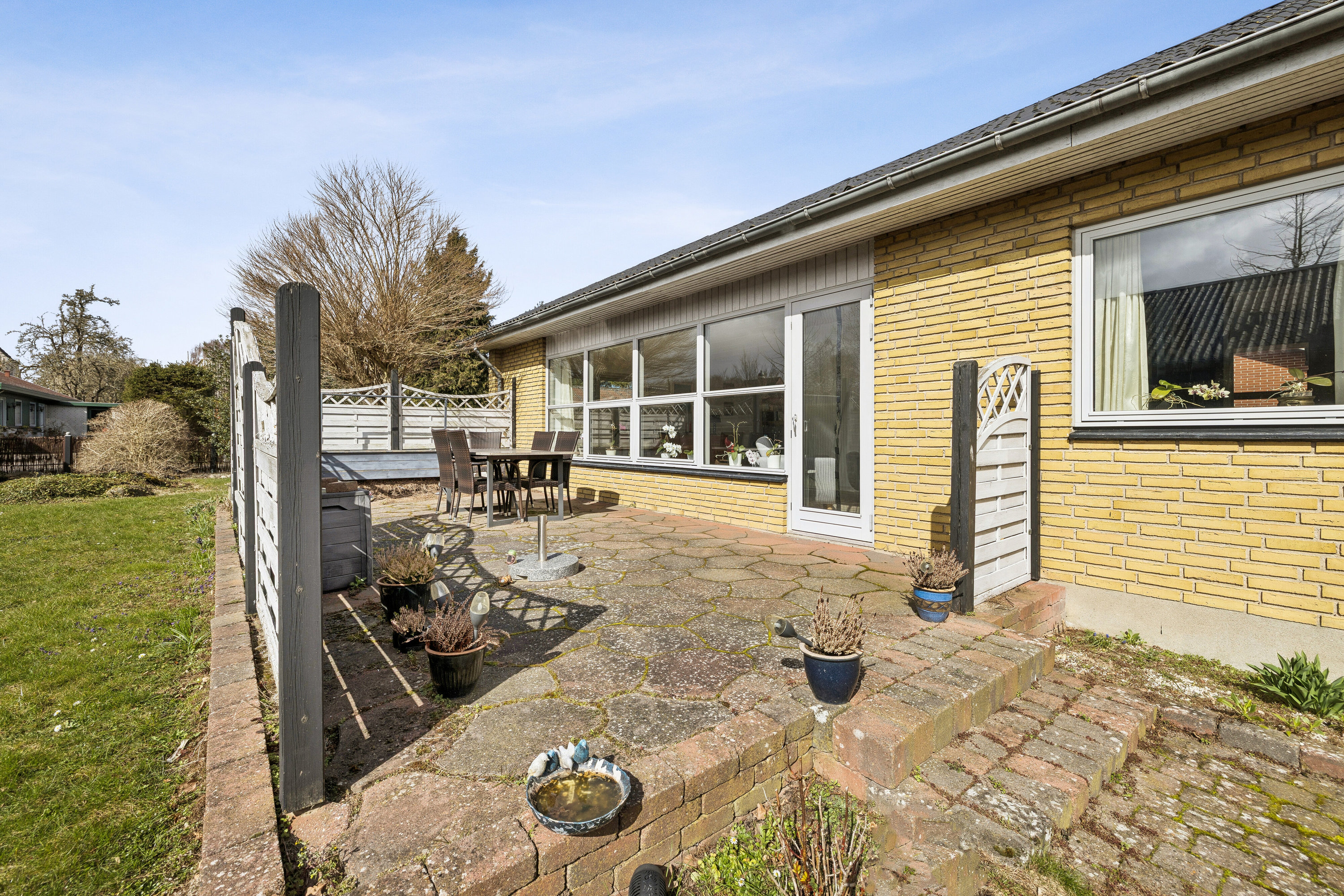 Fremhævet set fra haven billede i fuldskærmstilstand. Billede af Lønkildevej 5, Lindelse, 5900 Rudkøbing