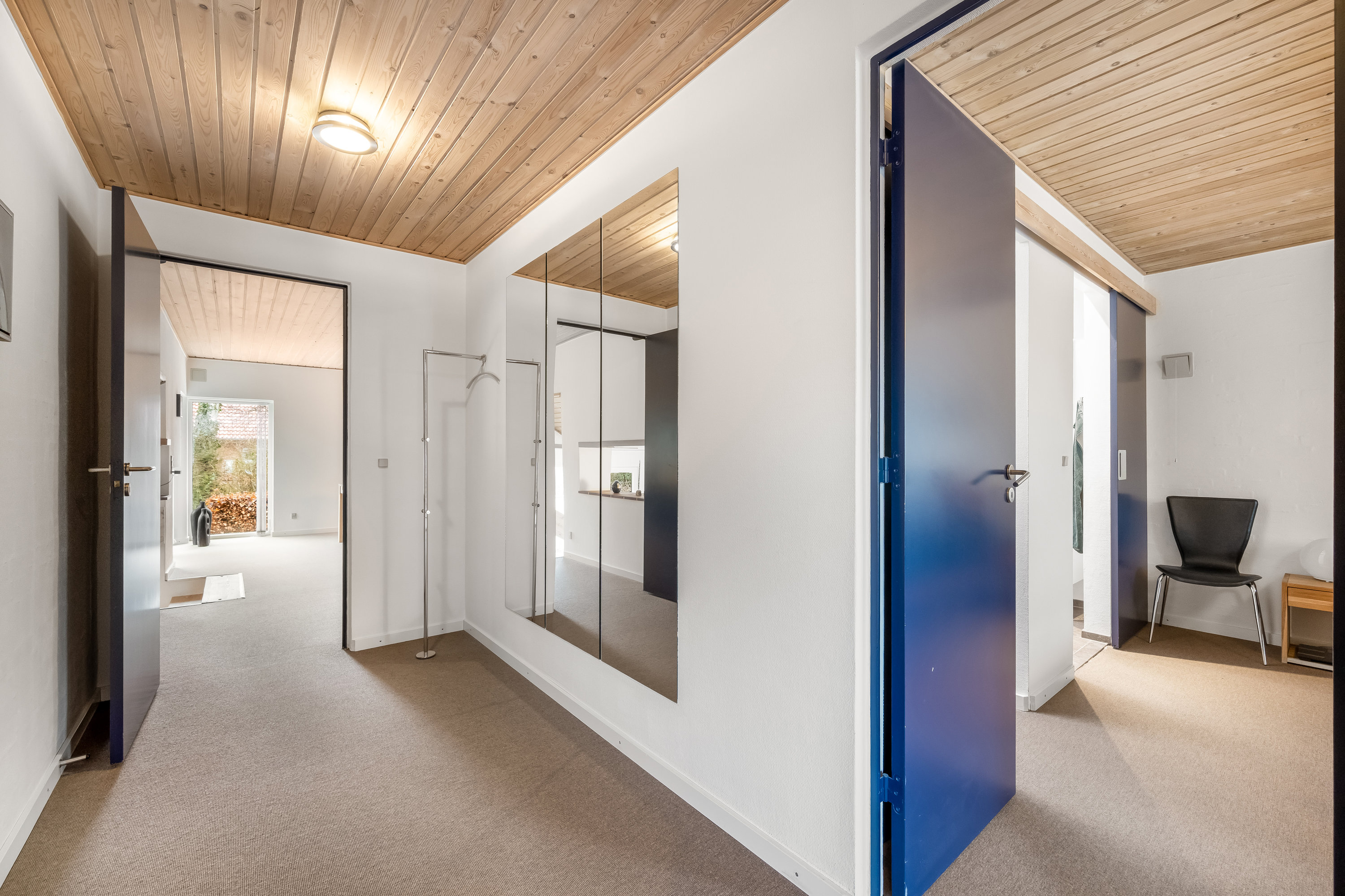 Fremhævet gang billede i fuldskærmstilstand. Billede af Parkallé 10, 6880 Tarm