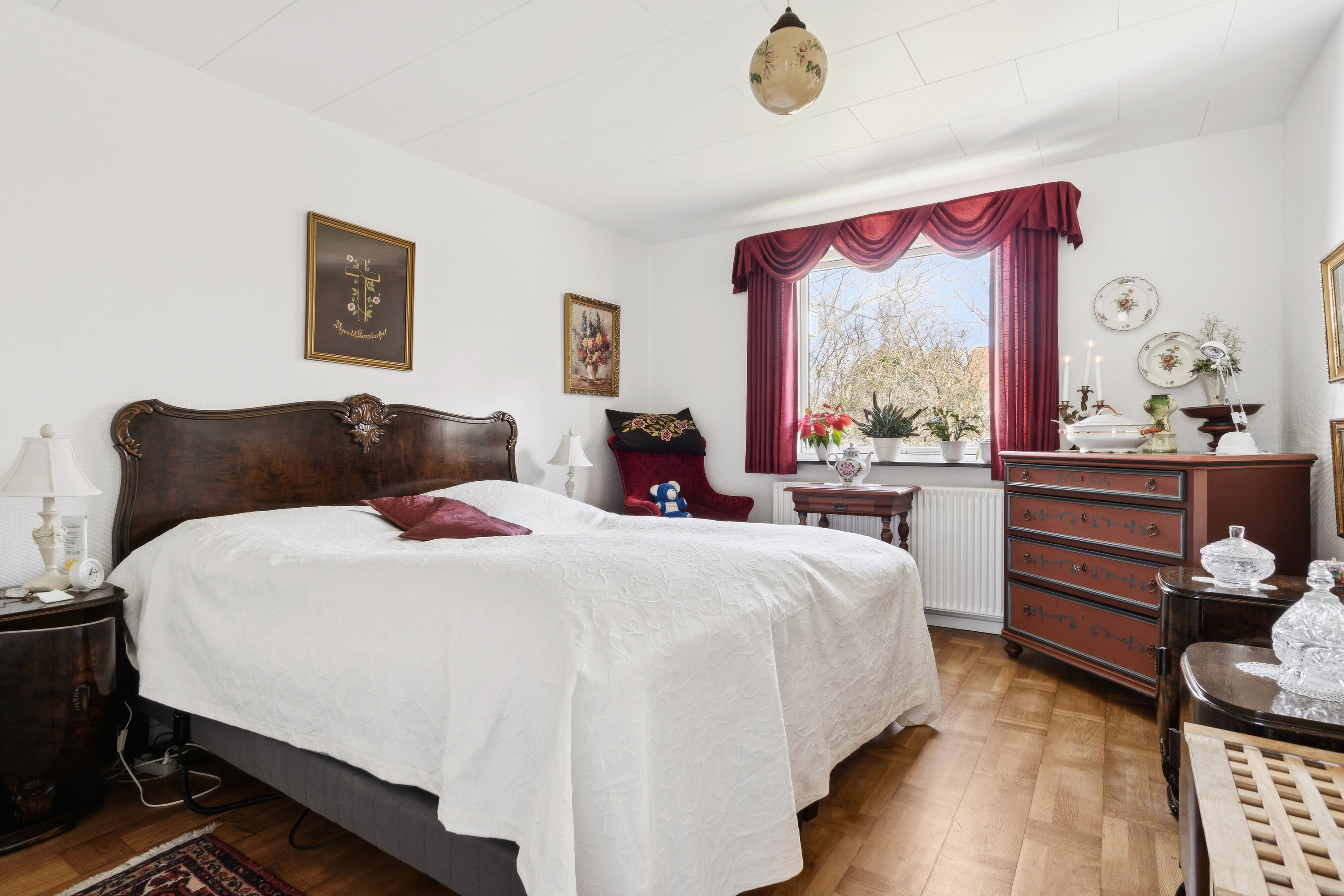 Fremhævet soveværelse billede i fuldskærmstilstand. Billede af Gartnervænget 9, 7752 Snedsted