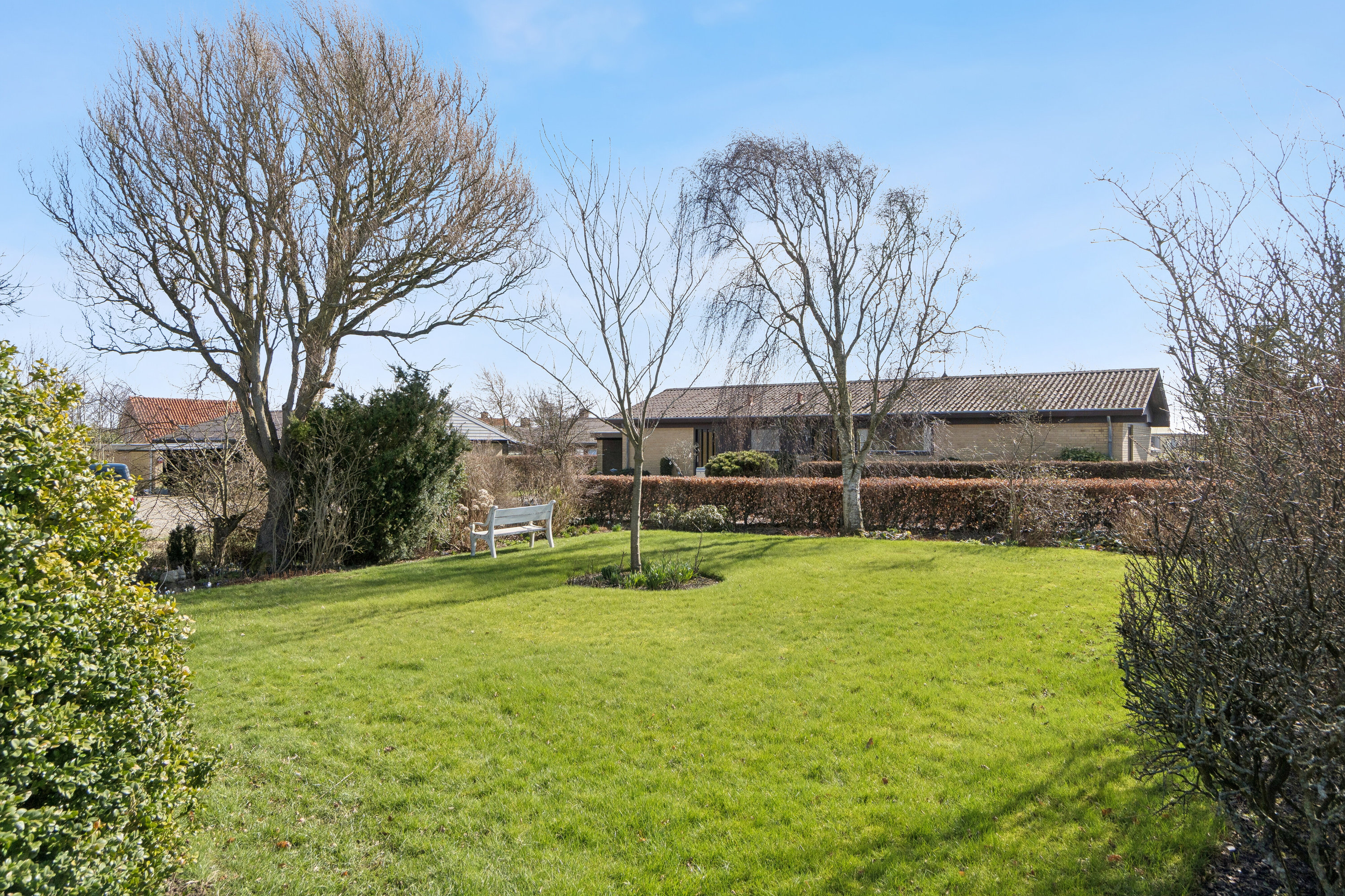 Fremhævet set fra haven billede i fuldskærmstilstand. Billede af Gartnervænget 9, 7752 Snedsted