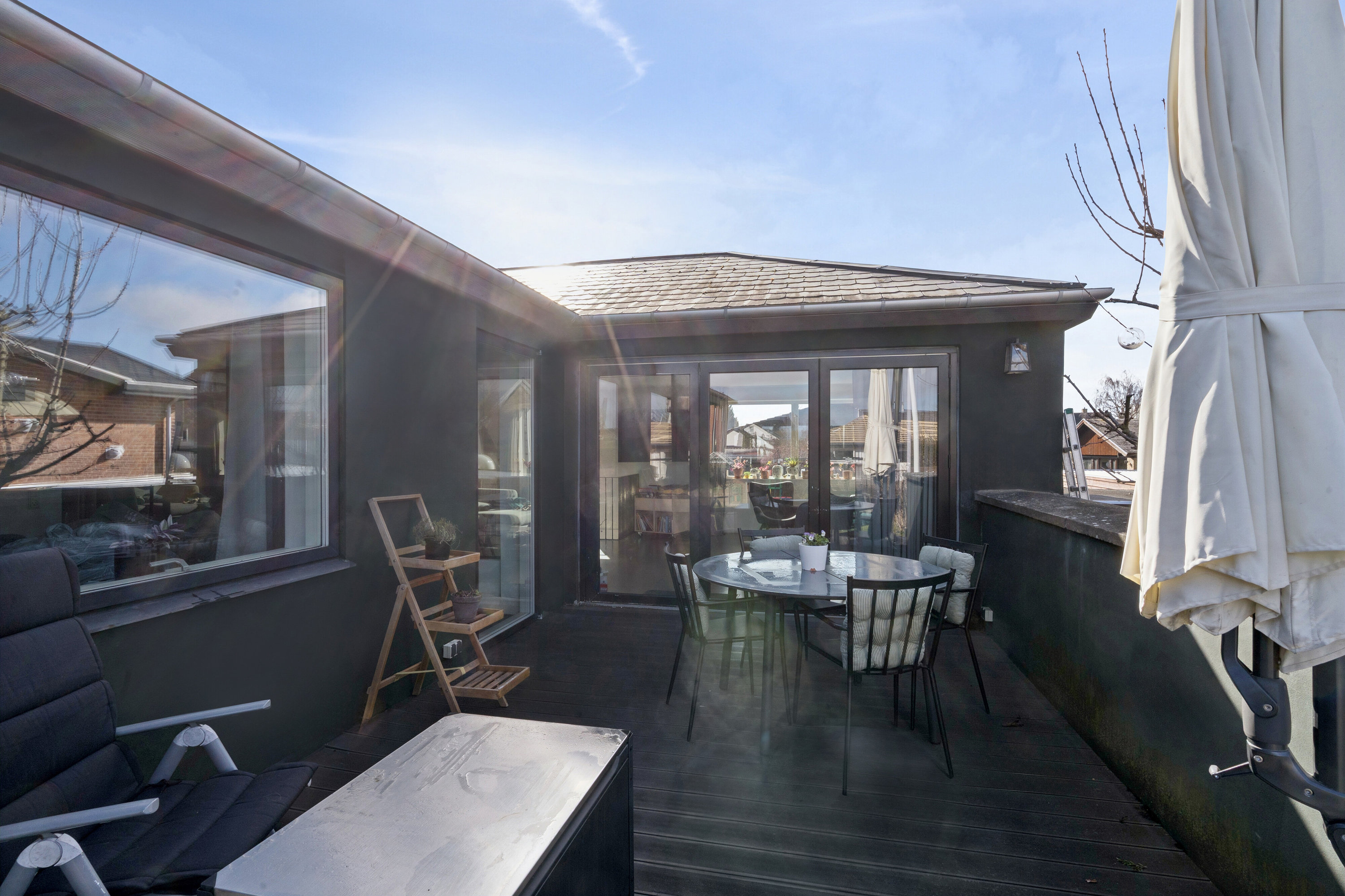 Fremhævet terrasse billede i fuldskærmstilstand. Billede af Glimvej 13, 2650 Hvidovre