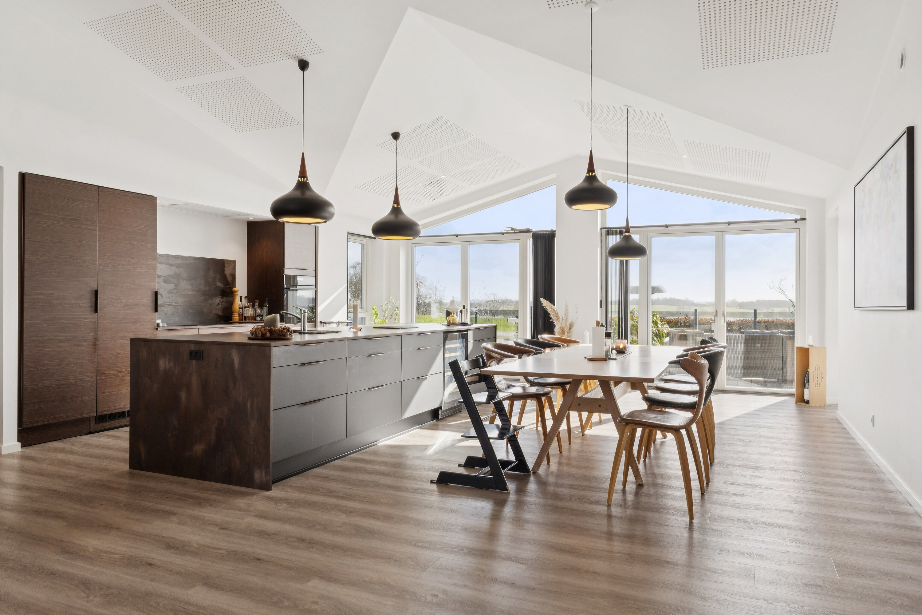 Fremhævet køkken billede i fuldskærmstilstand. Billede af Hornsherredvej 155, Lyndby, 4070 Kirke Hyllinge