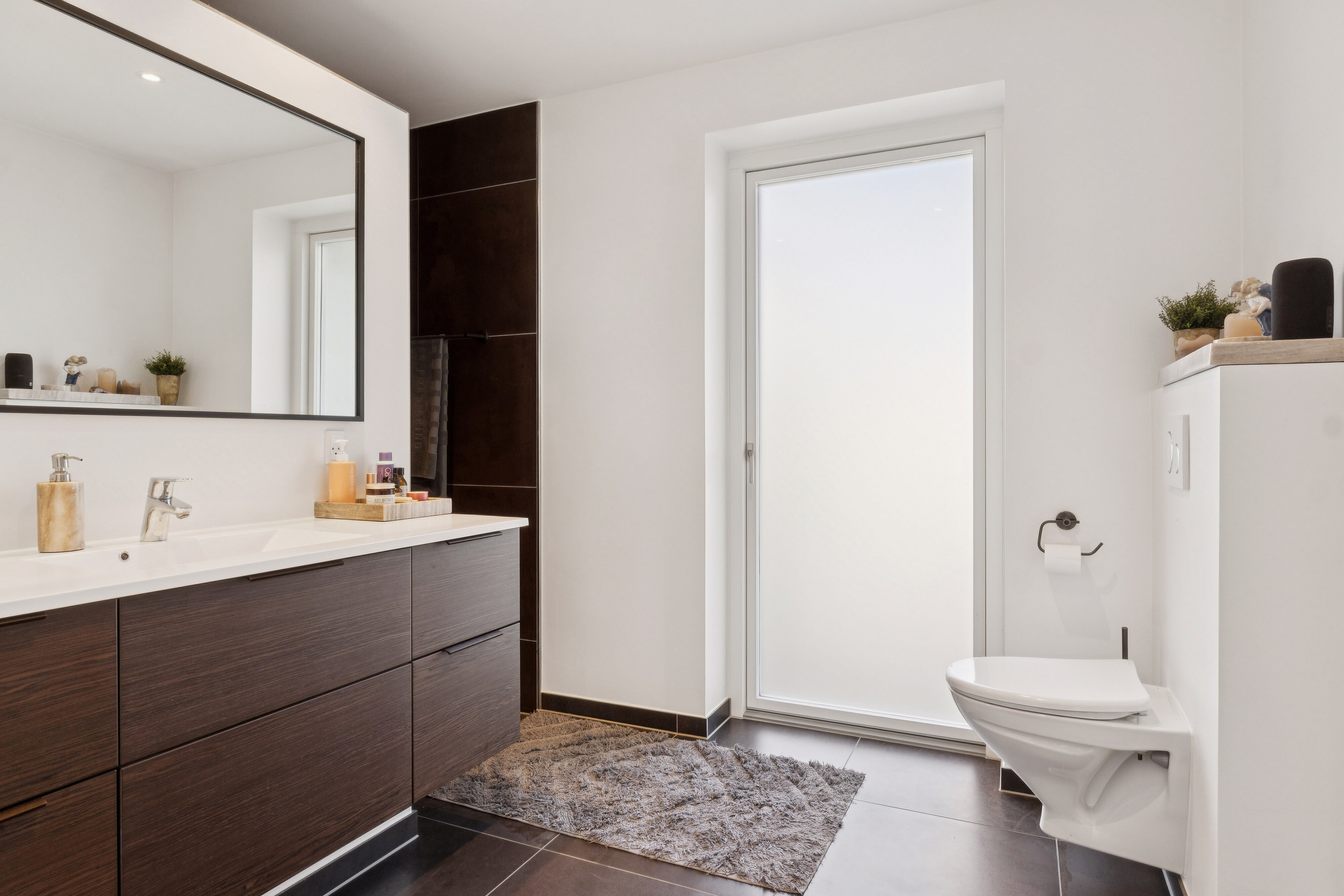 Fremhævet badeværelse billede i fuldskærmstilstand. Billede af Hornsherredvej 155, Lyndby, 4070 Kirke Hyllinge