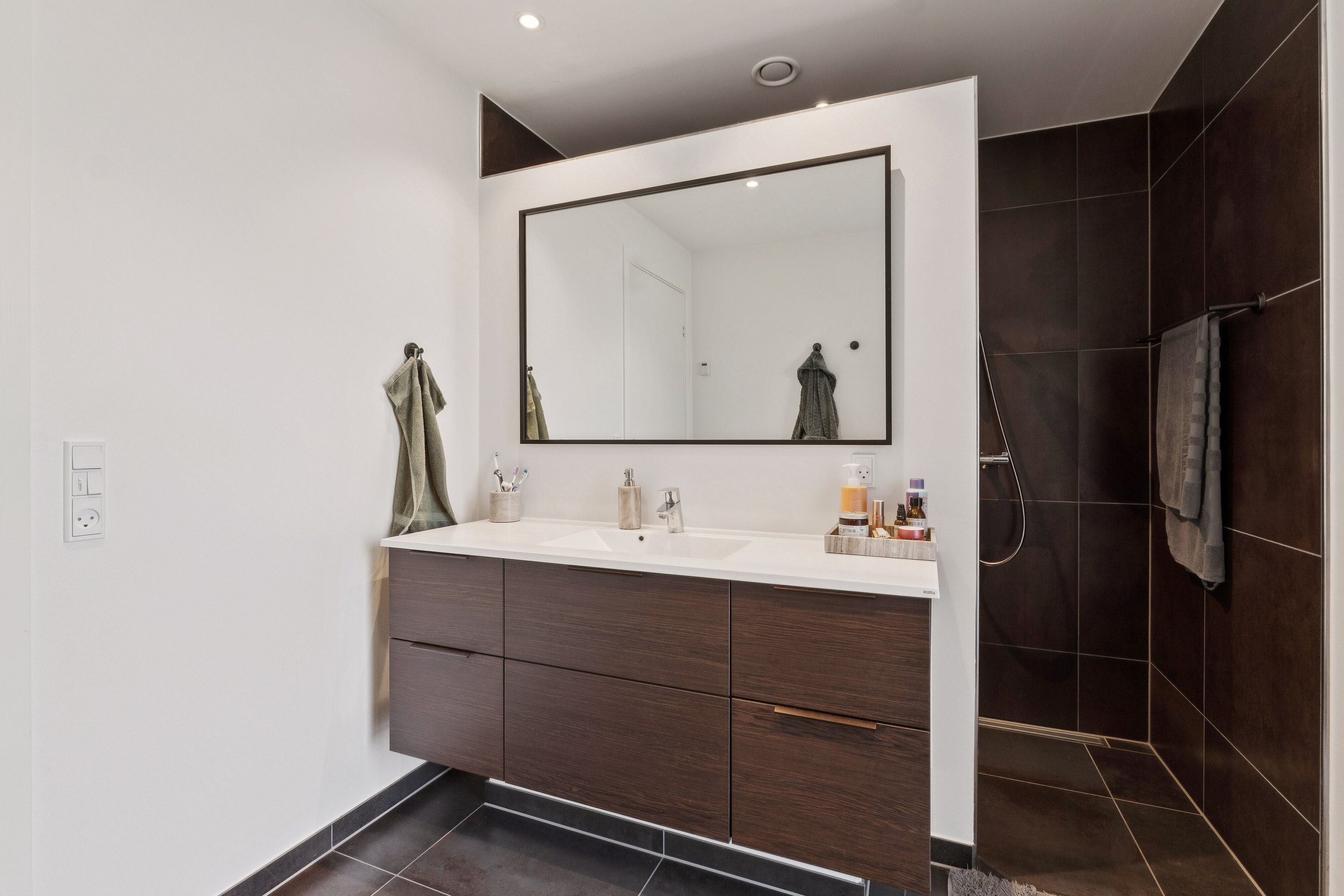 Fremhævet badeværelse billede i fuldskærmstilstand. Billede af Hornsherredvej 155, Lyndby, 4070 Kirke Hyllinge