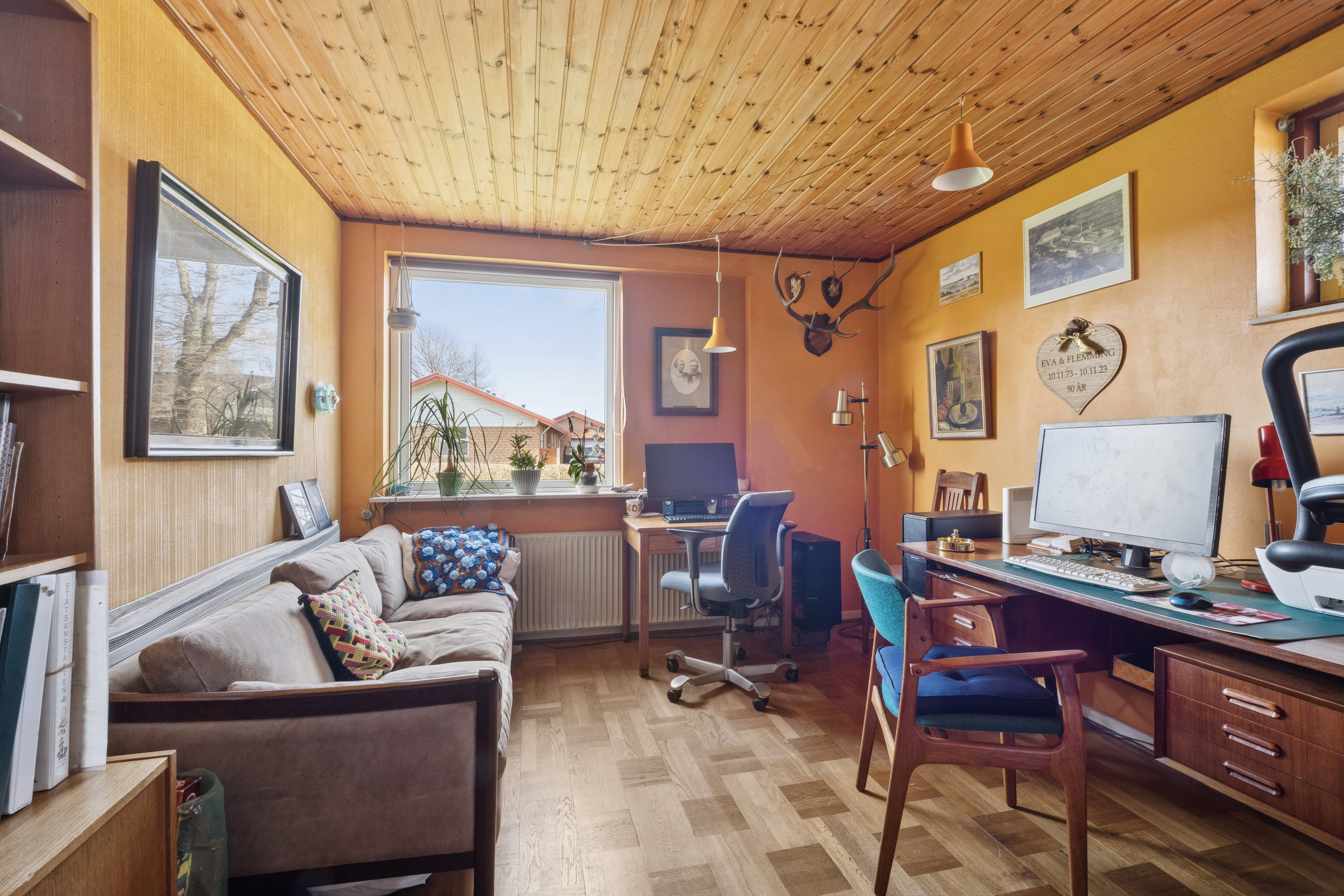 Fremhævet stue billede i fuldskærmstilstand. Billede af Hasselvænget 23, 7800 Skive