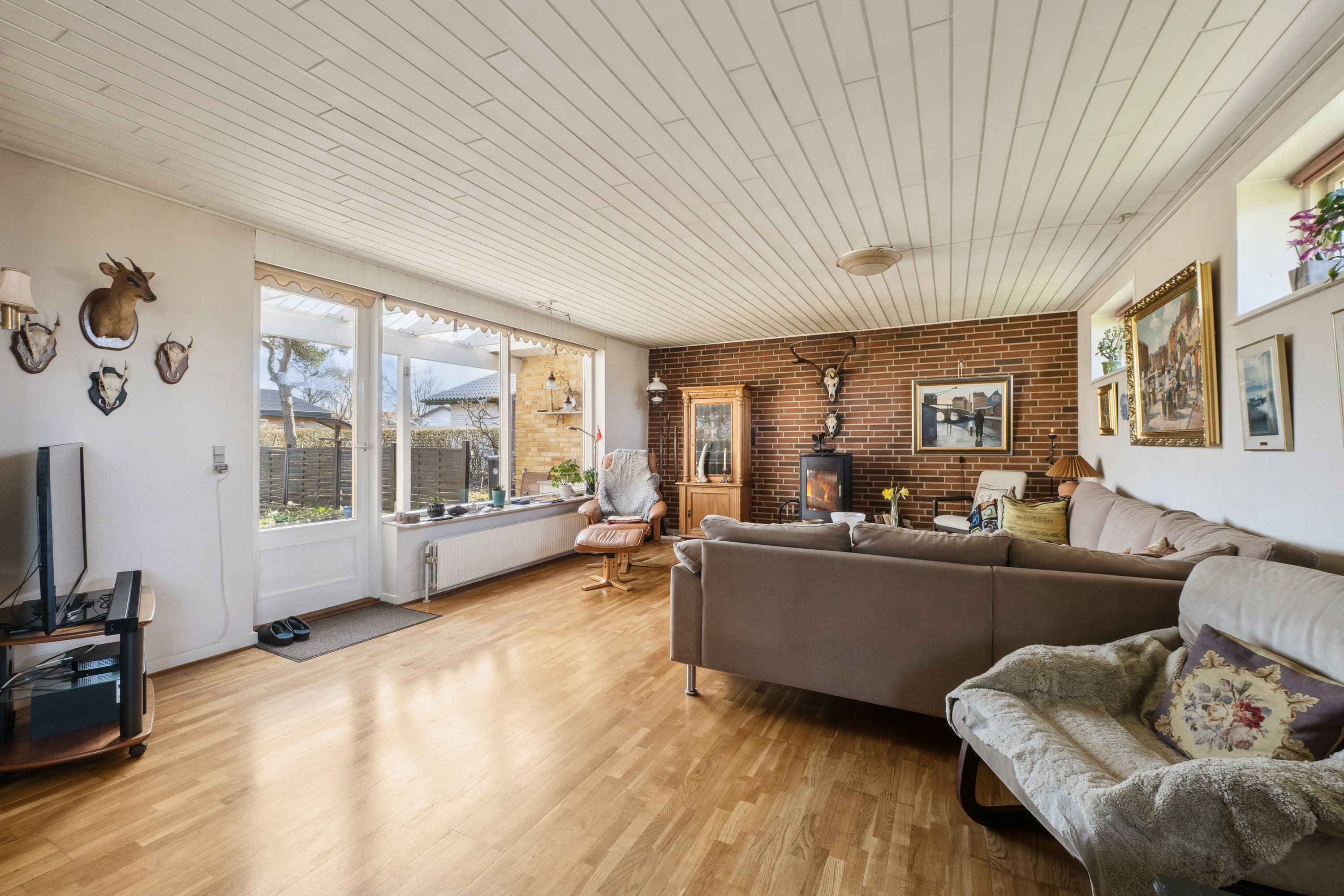 Fremhævet stue billede i fuldskærmstilstand. Billede af Hasselvænget 23, 7800 Skive