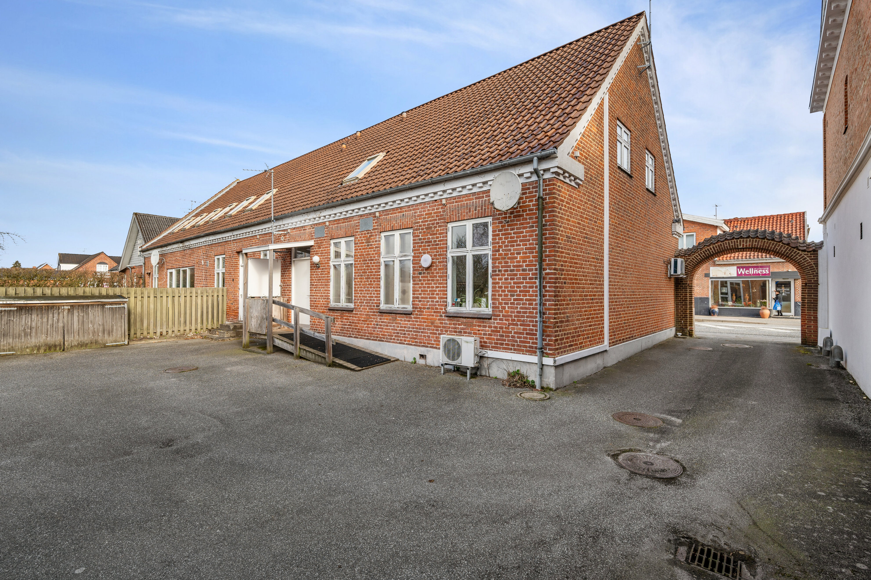 Fremhævet andet billede i fuldskærmstilstand. Billede af Vestergade 3, 8963 Auning