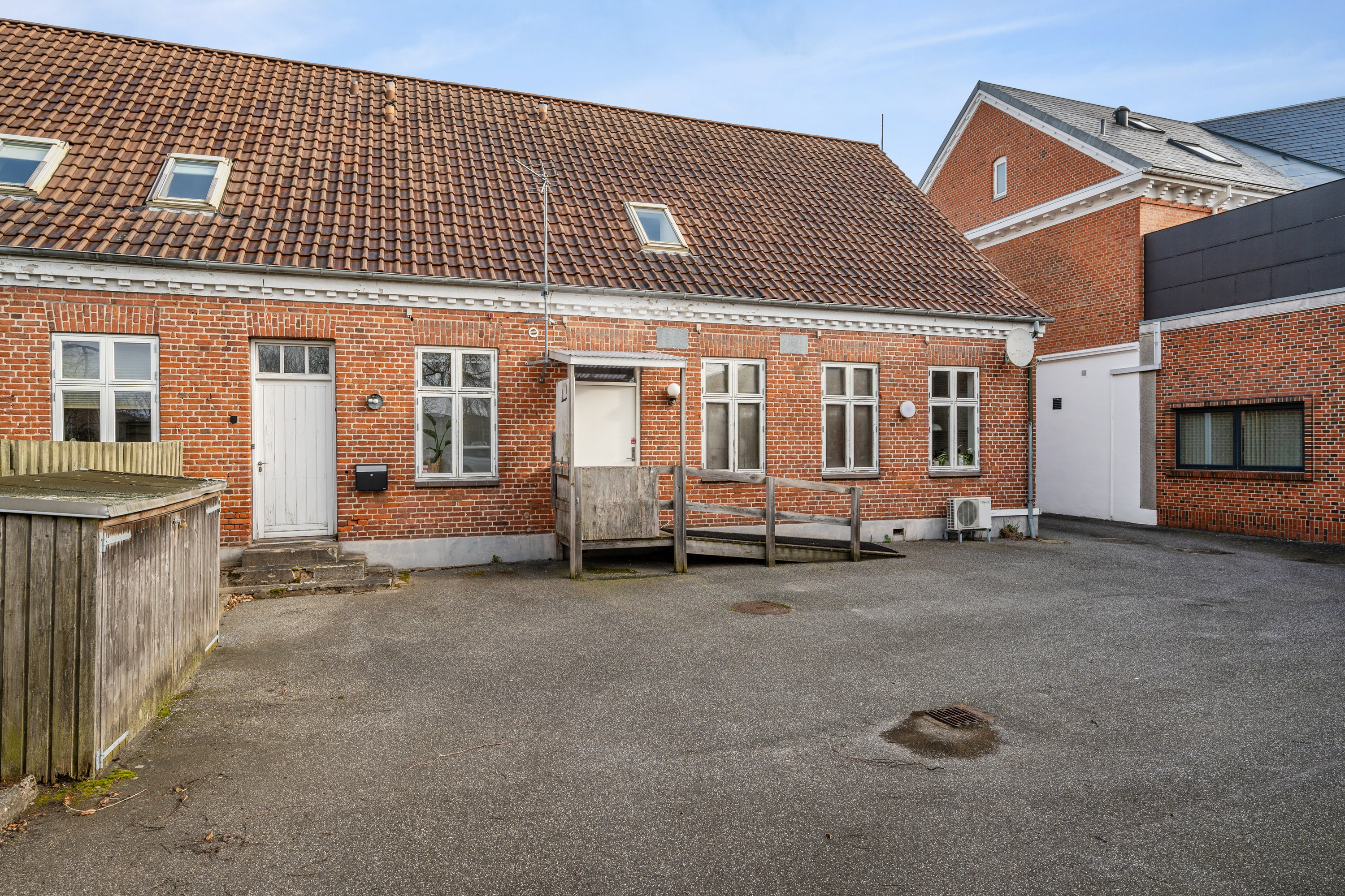 Fremhævet andet billede i fuldskærmstilstand. Billede af Vestergade 3, 8963 Auning