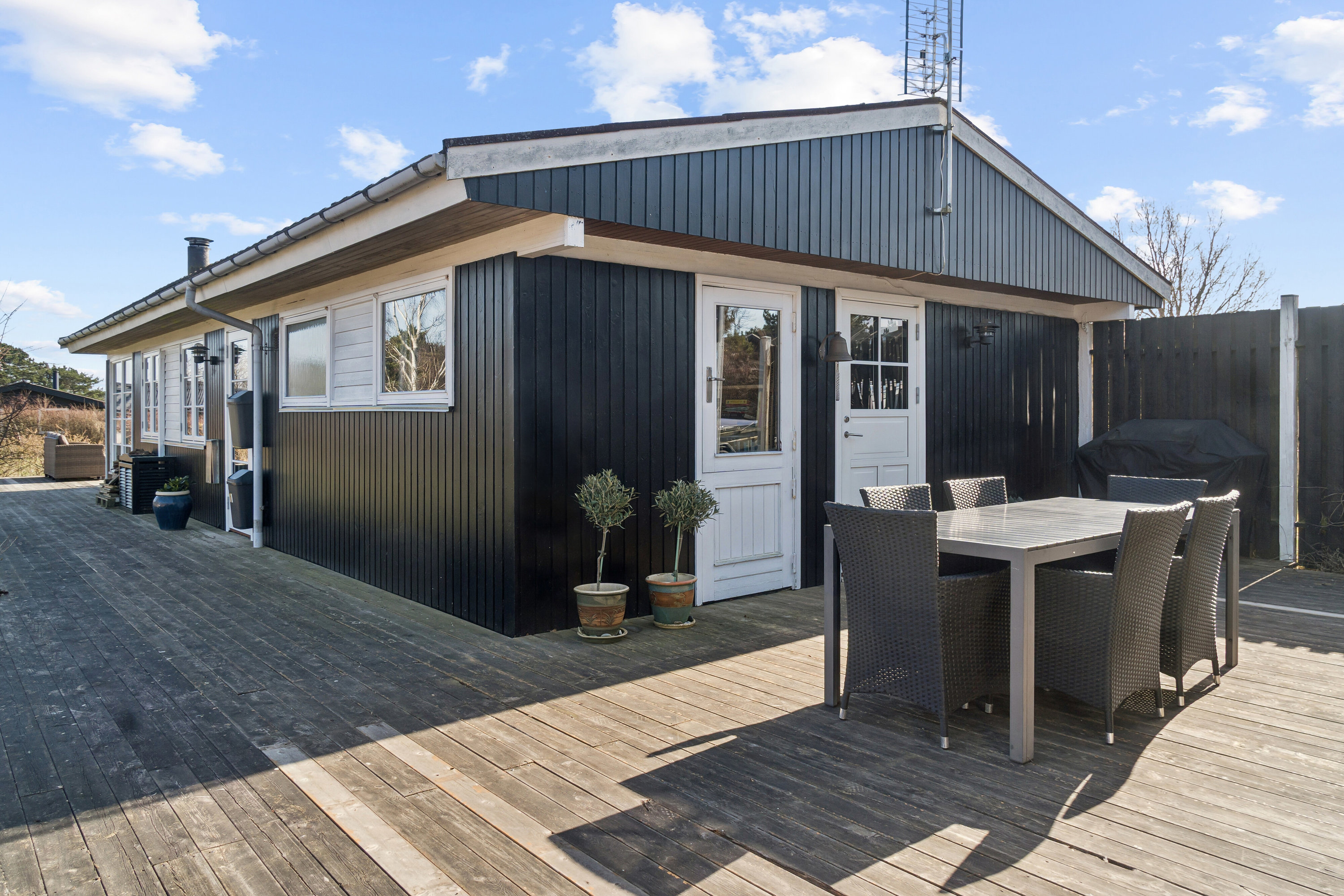 Fremhævet terrasse billede i fuldskærmstilstand. Billede af Blikvej 4, 4400 Kalundborg