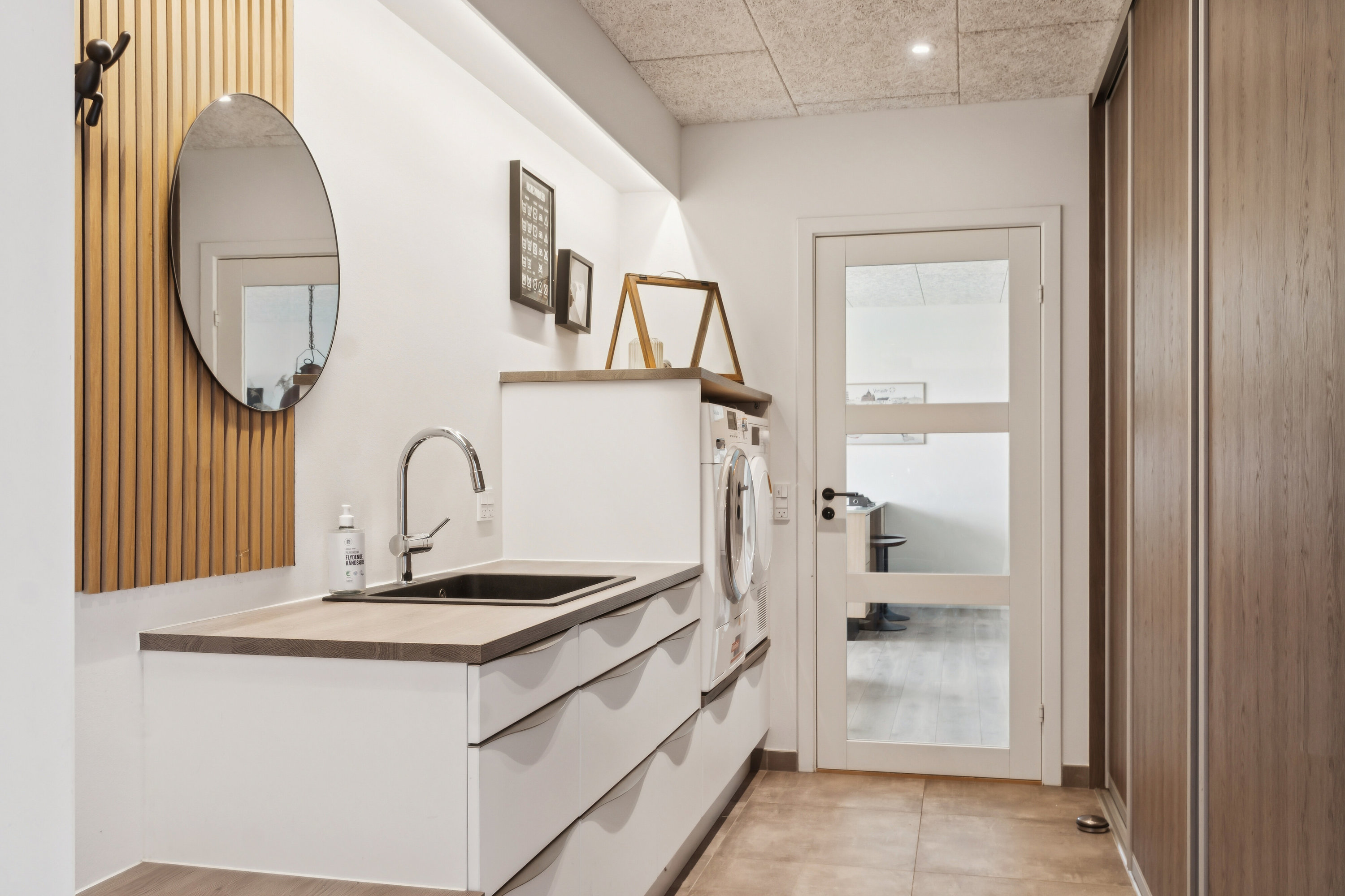 Fremhævet badeværelse billede i fuldskærmstilstand. Billede af Lundevej 28, 4400 Kalundborg