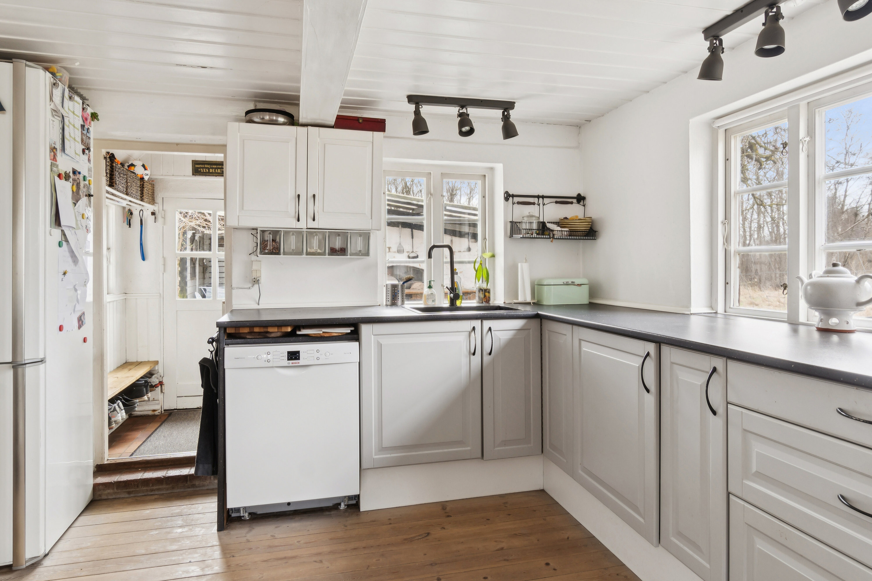 Fremhævet køkken billede i fuldskærmstilstand. Billede af Frederiksberg 69, 4470 Svebølle