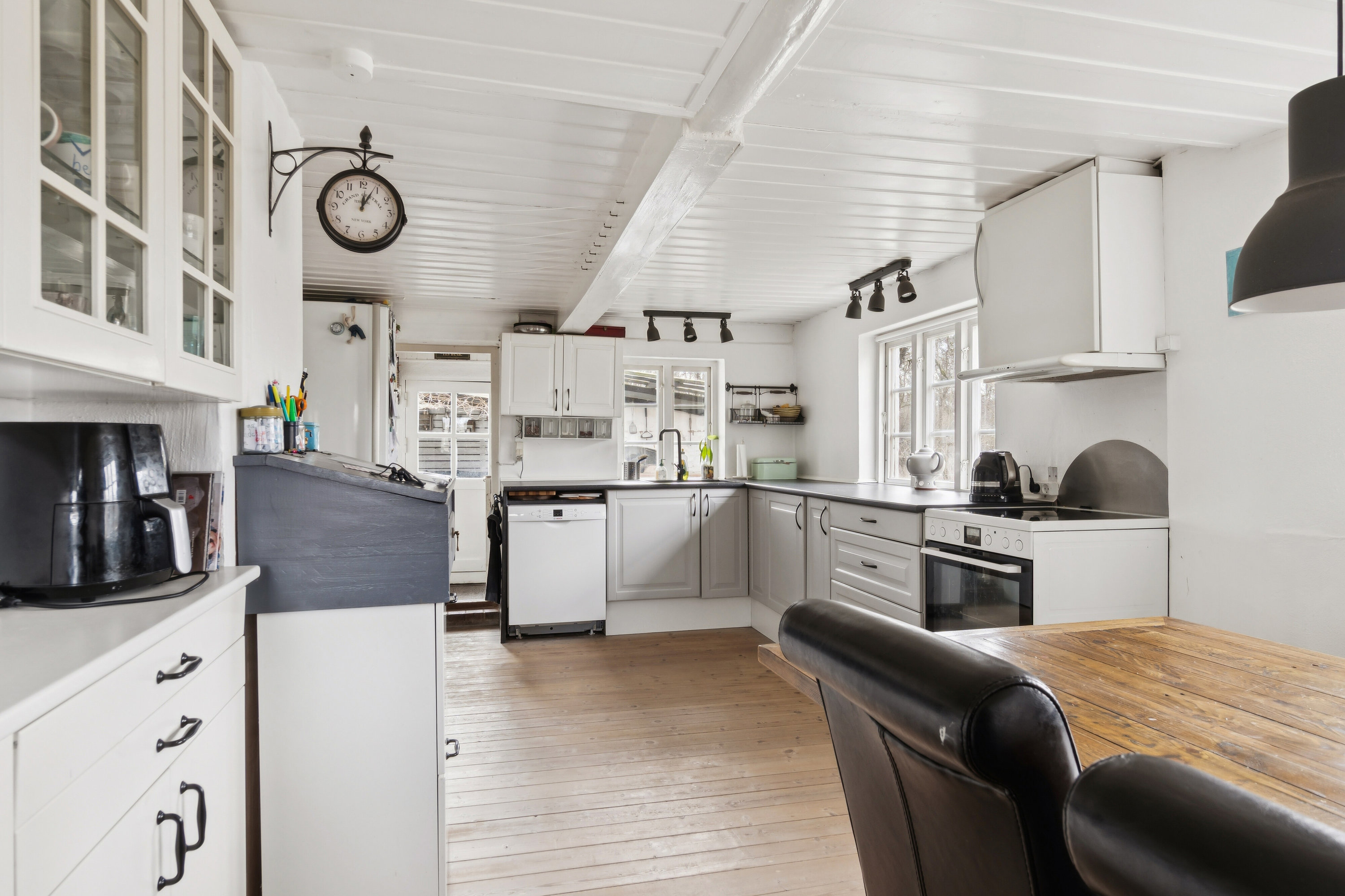 Fremhævet køkken billede i fuldskærmstilstand. Billede af Frederiksberg 69, 4470 Svebølle